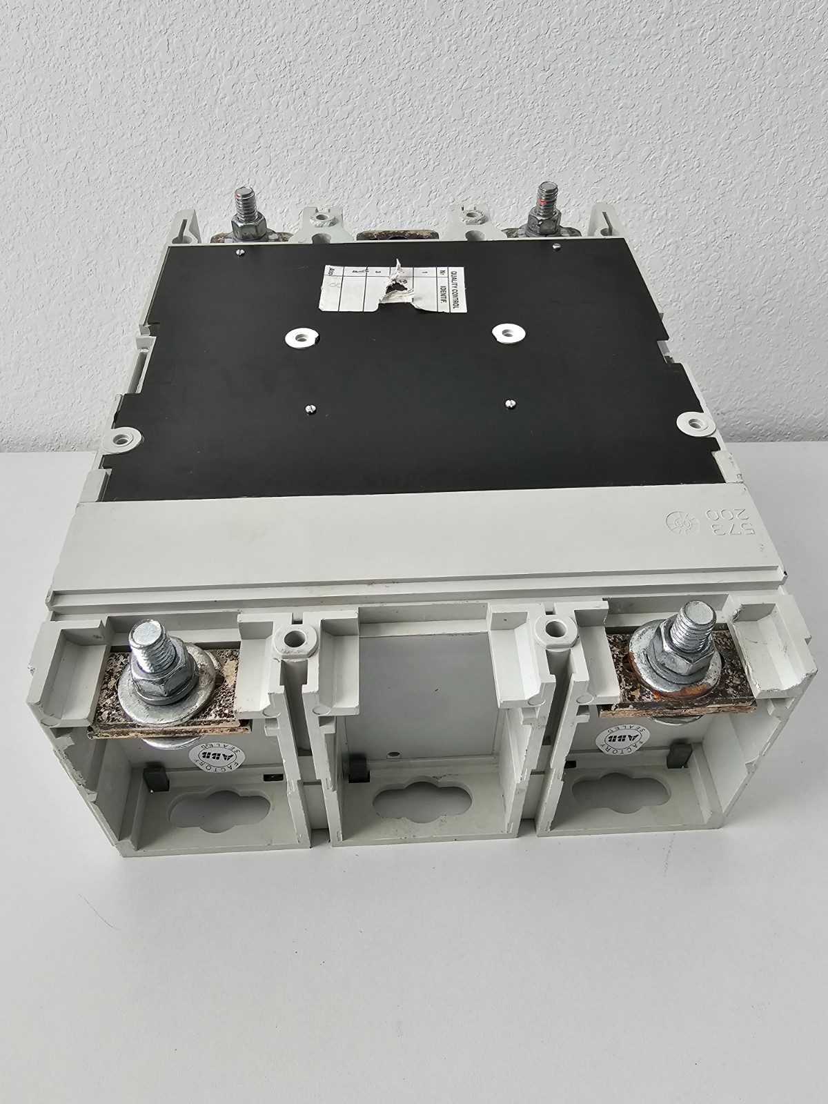 ABB-SACE K6TH / K6TJ TYPE S6N DC BREAKER 800A 500V 3-POLE