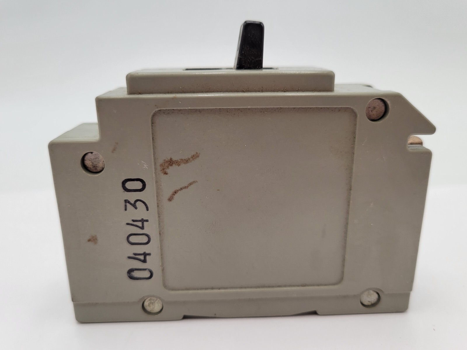 Cutler Hammer 5925-01-244-1756 Plug-In Circuit Breaker 15A 125V 1P Type ALB-1 25