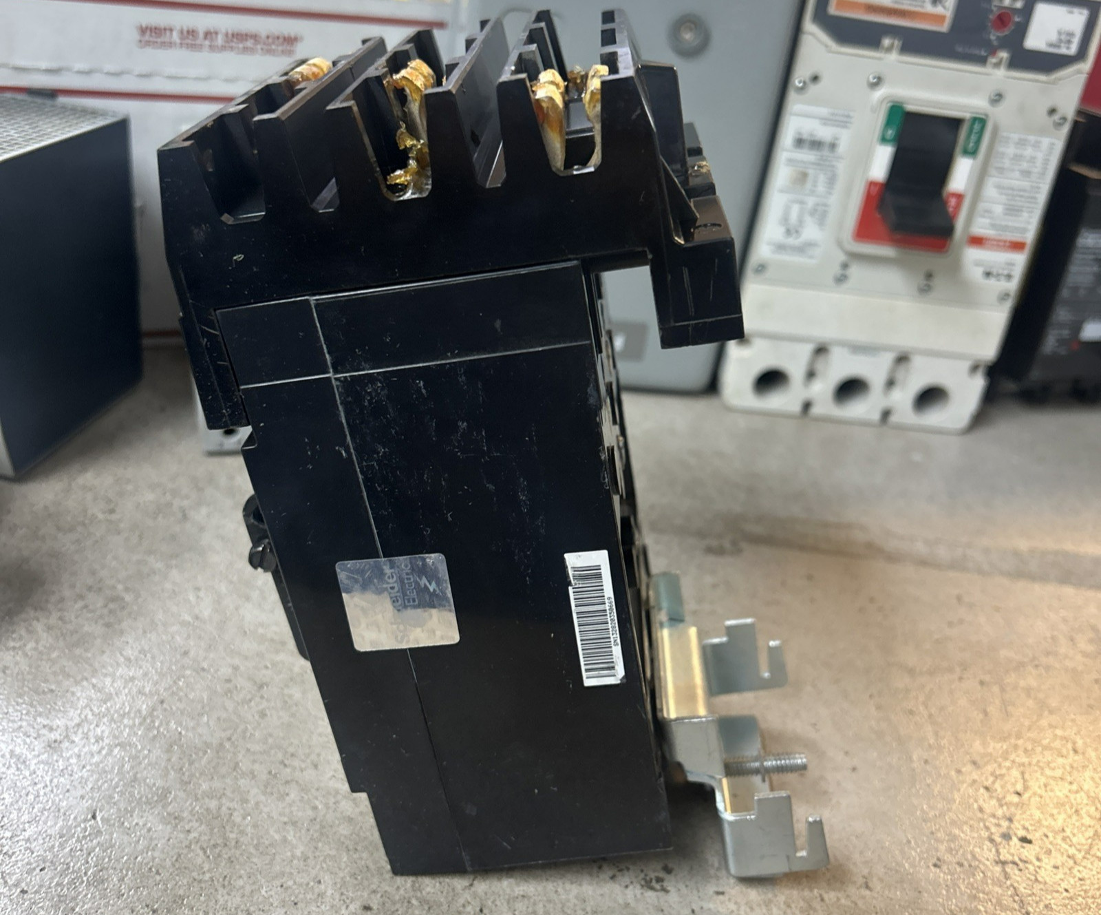 Square D CAT# QDA32150 150A/240V 3 POLES TESTED, GUARANTEED & FREE SHIPPING!