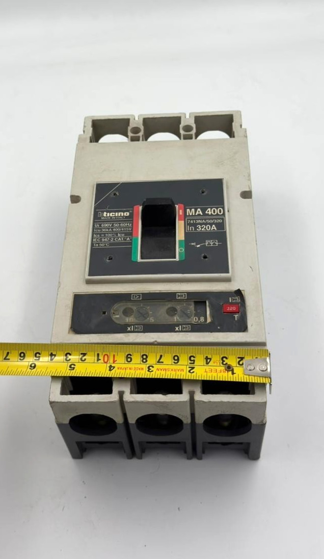 Bticino | MA400 | 320A | circuit breaker (MCCB) | Made in Italy