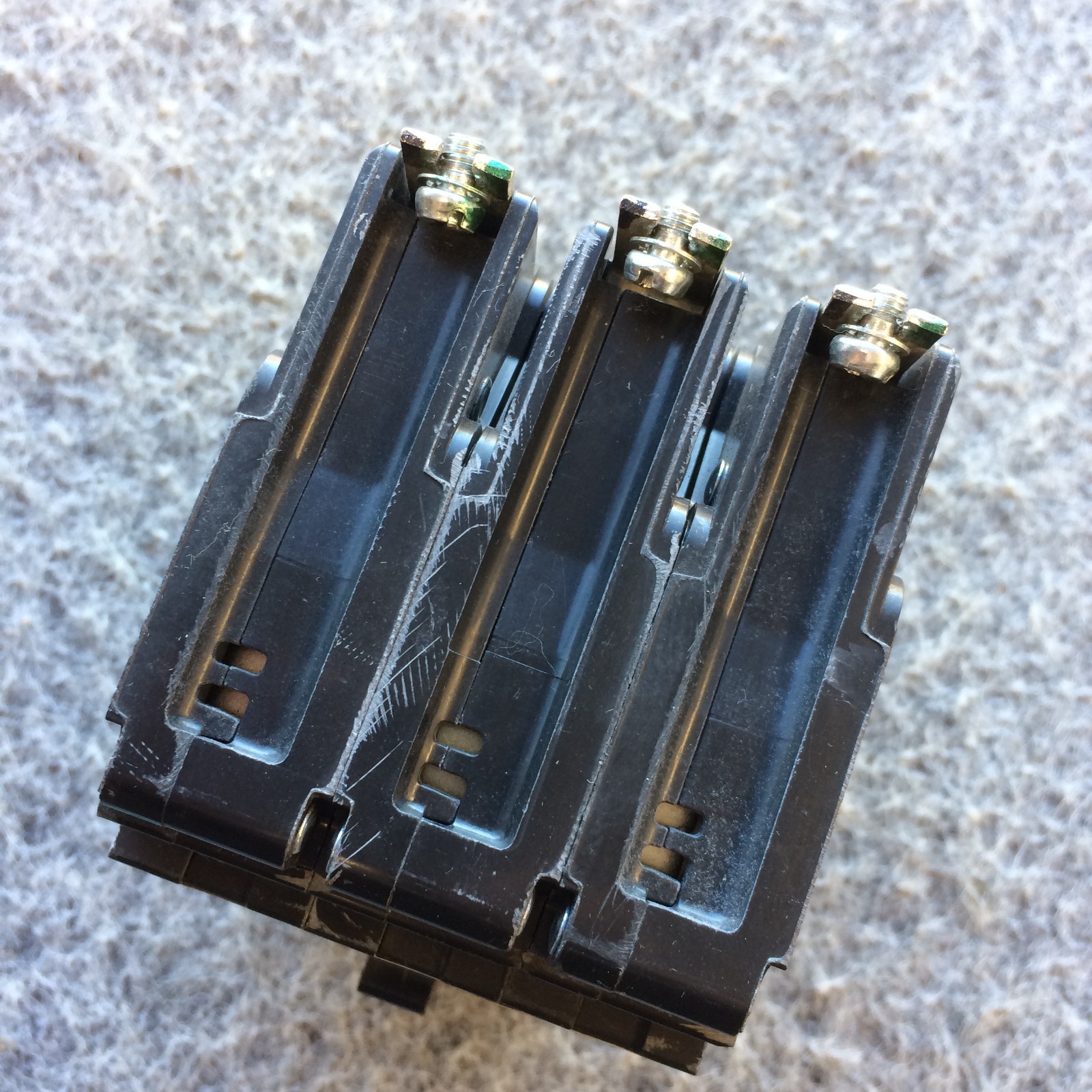 NEW TAKEOUT SQUARE D EJB34020 3-Pole 480 Volt 20 Amp Bolt-On Circuit Breaker