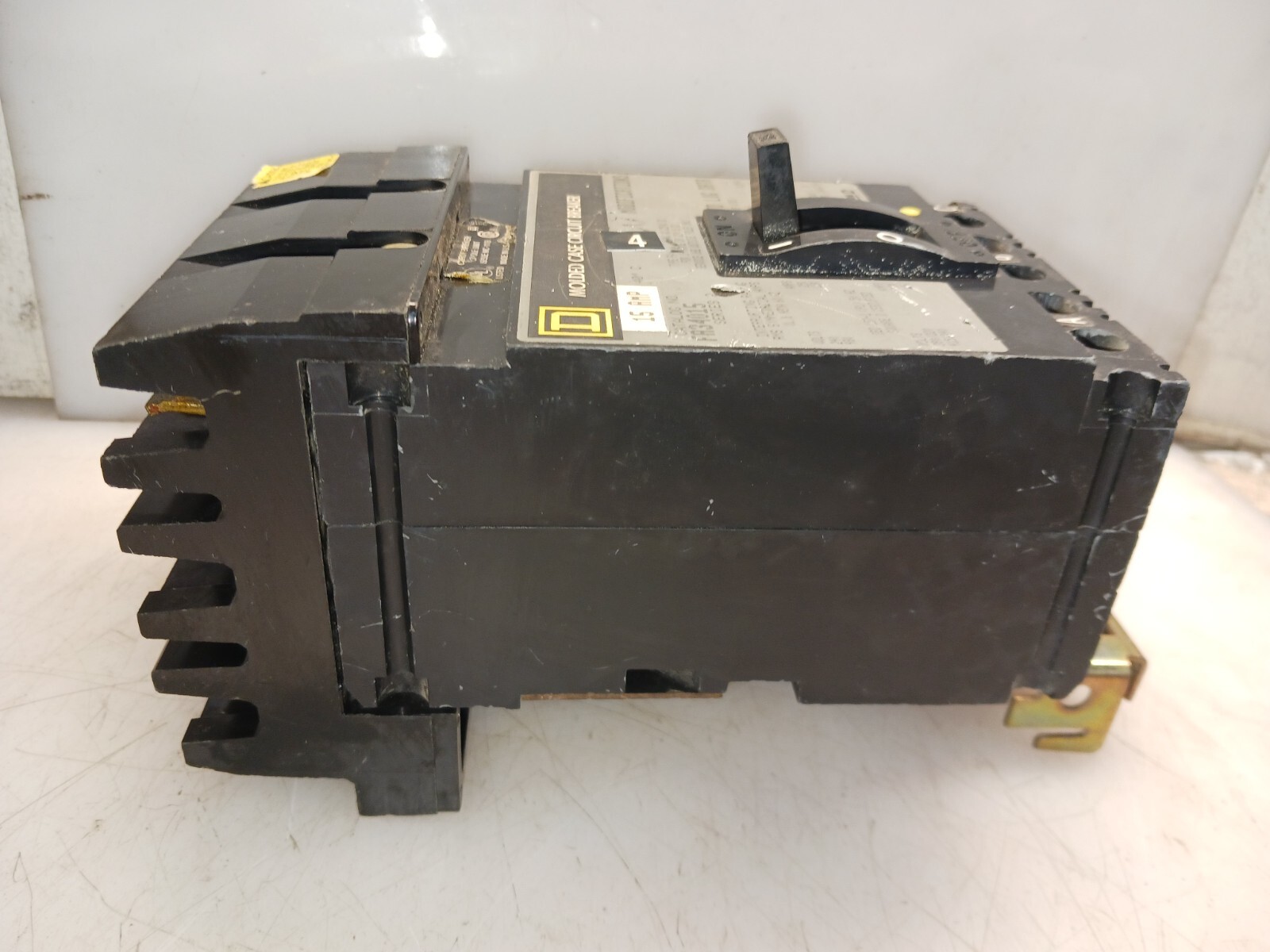 SQUARE D 15 AMP I-LINE CIRCUIT BREAKER 3 POLE 480 VAC FA34015