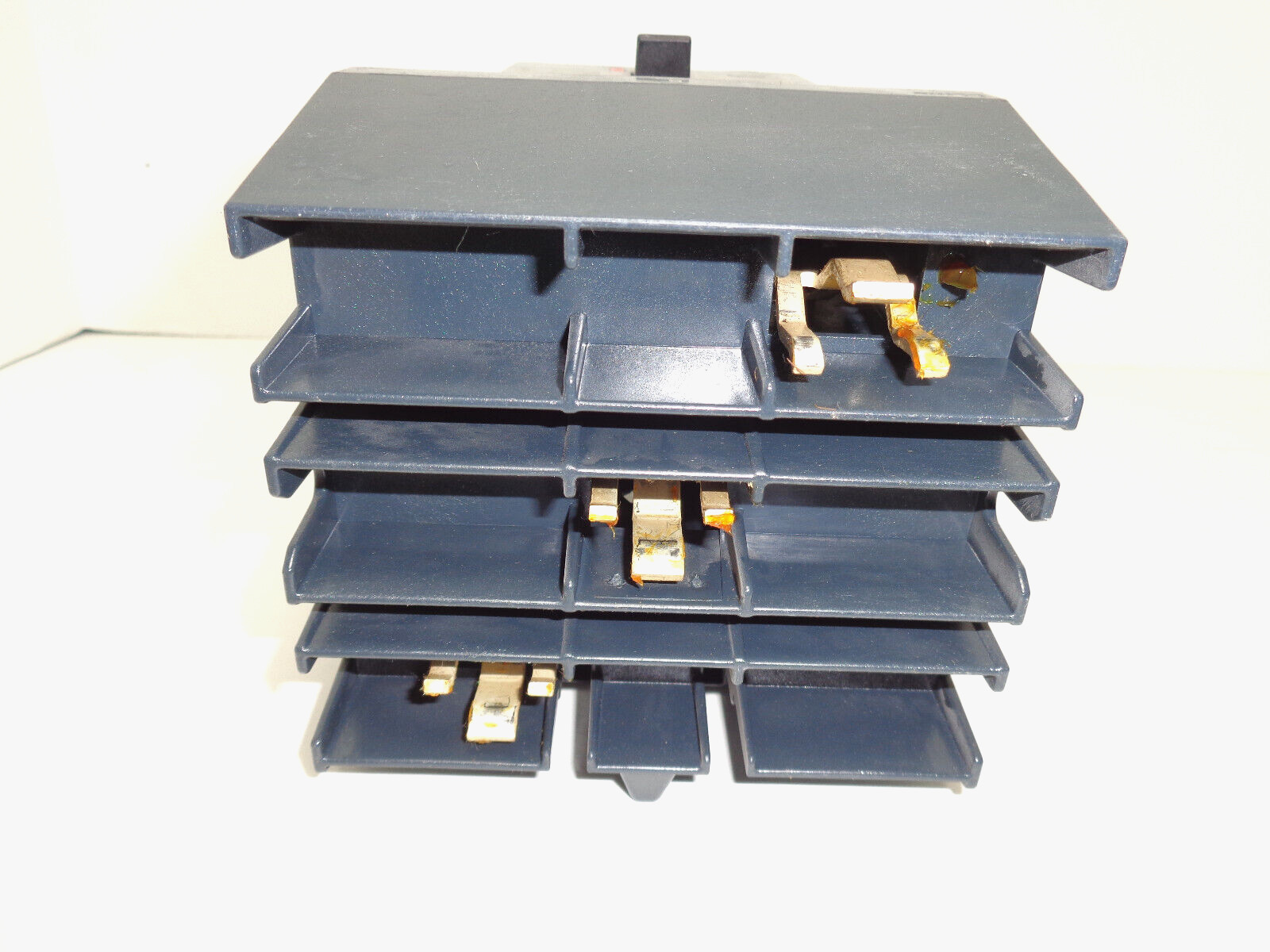 SQUARE D POWERPACT BG CIRCUIT BREAKER BGA34035Y 35AMP 3POLE 3 PHASE