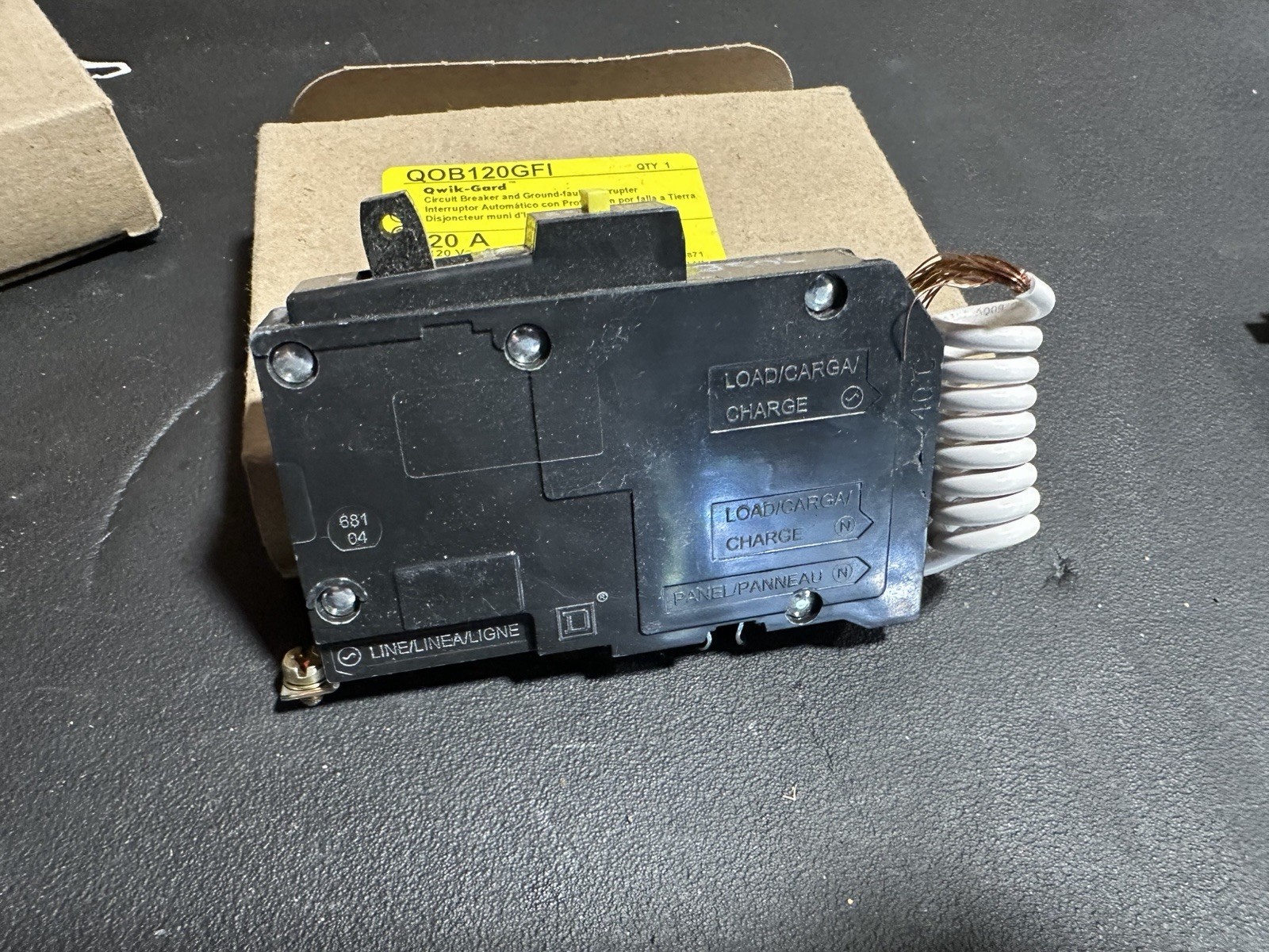 Square D QOB120GFI 1-Pole GFCI Circuit Breaker 20A 120V AC Bolt-On