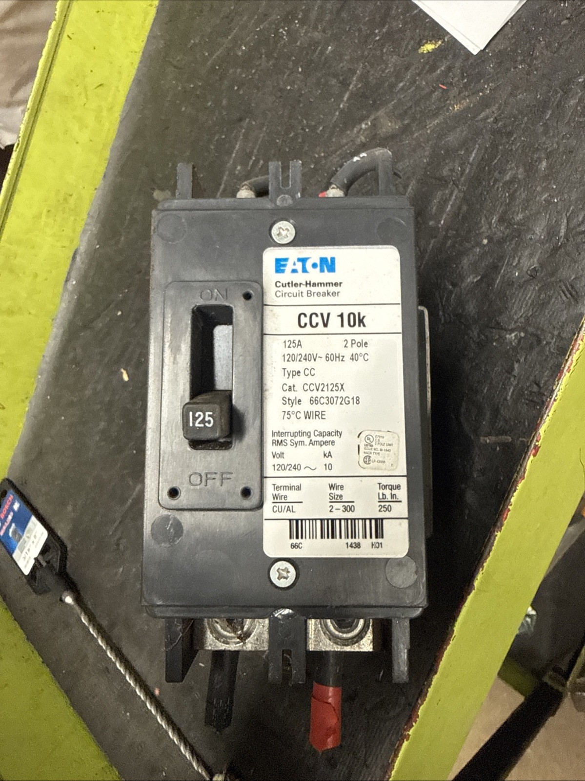 Eaton 2 Pole 125A Main Circuit Breaker (CCV2125X)