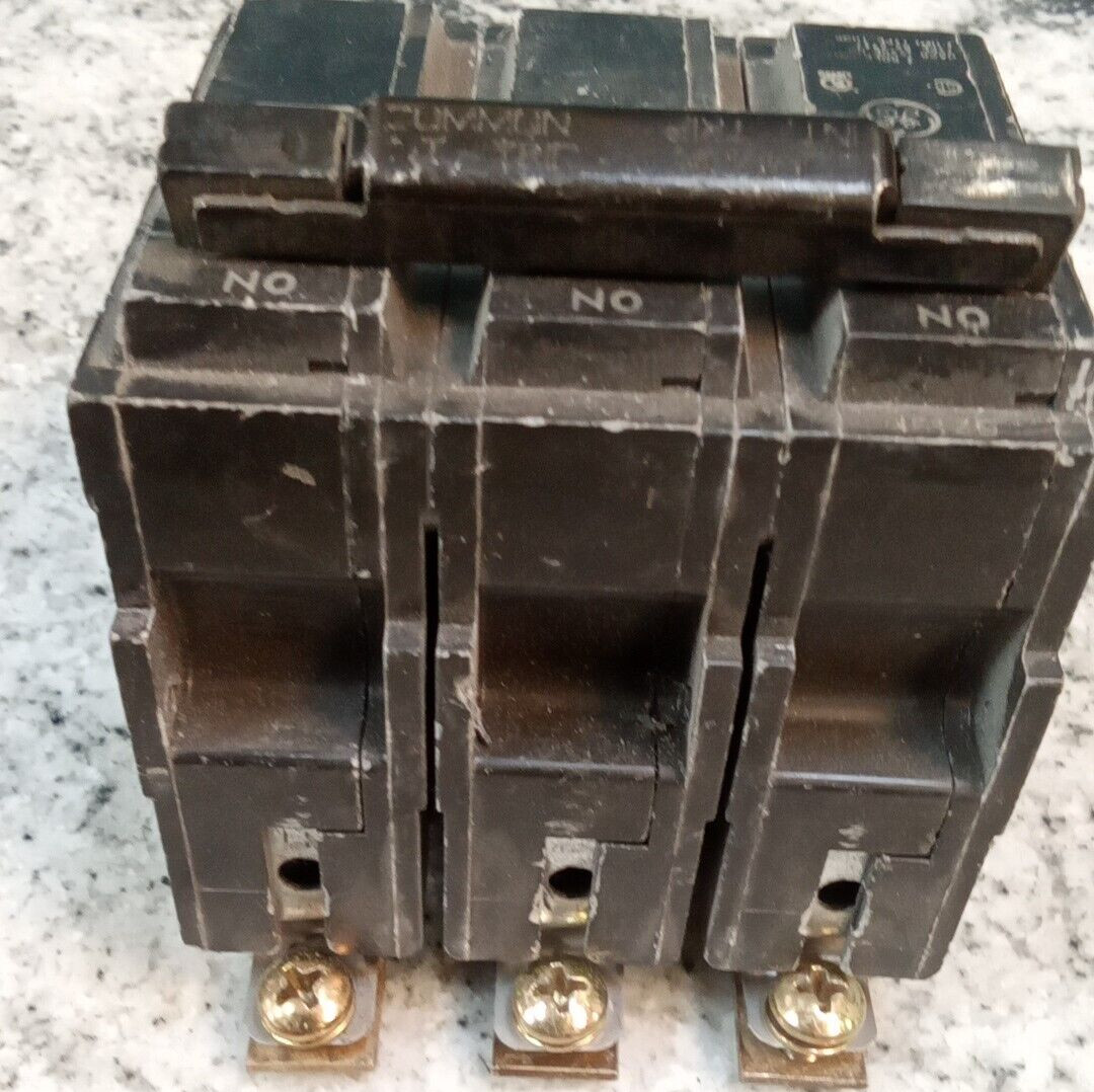 GE /BREAKER/ THQB32050 /3-Pole /50-Amp /240VA /THQB/GROVE/ Bolt-on/NEW(L126