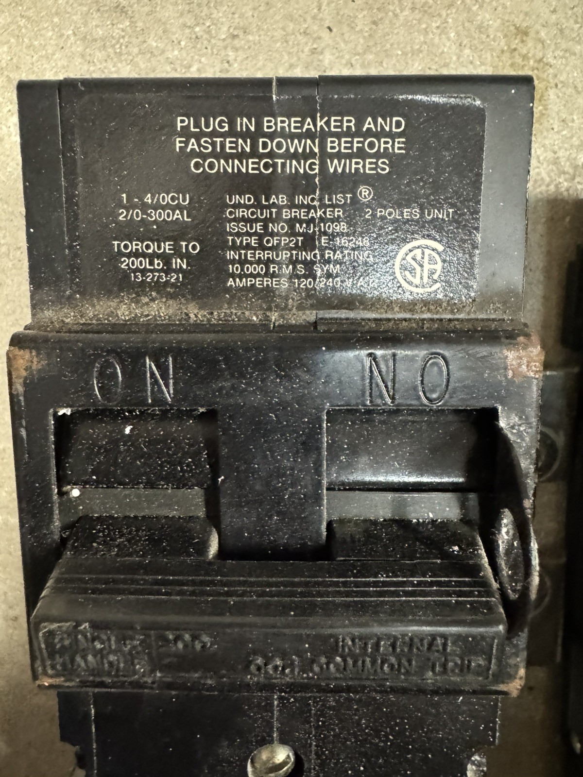 Challenger QFP2T Main Breaker 200 Amps Zinsco Slyvania