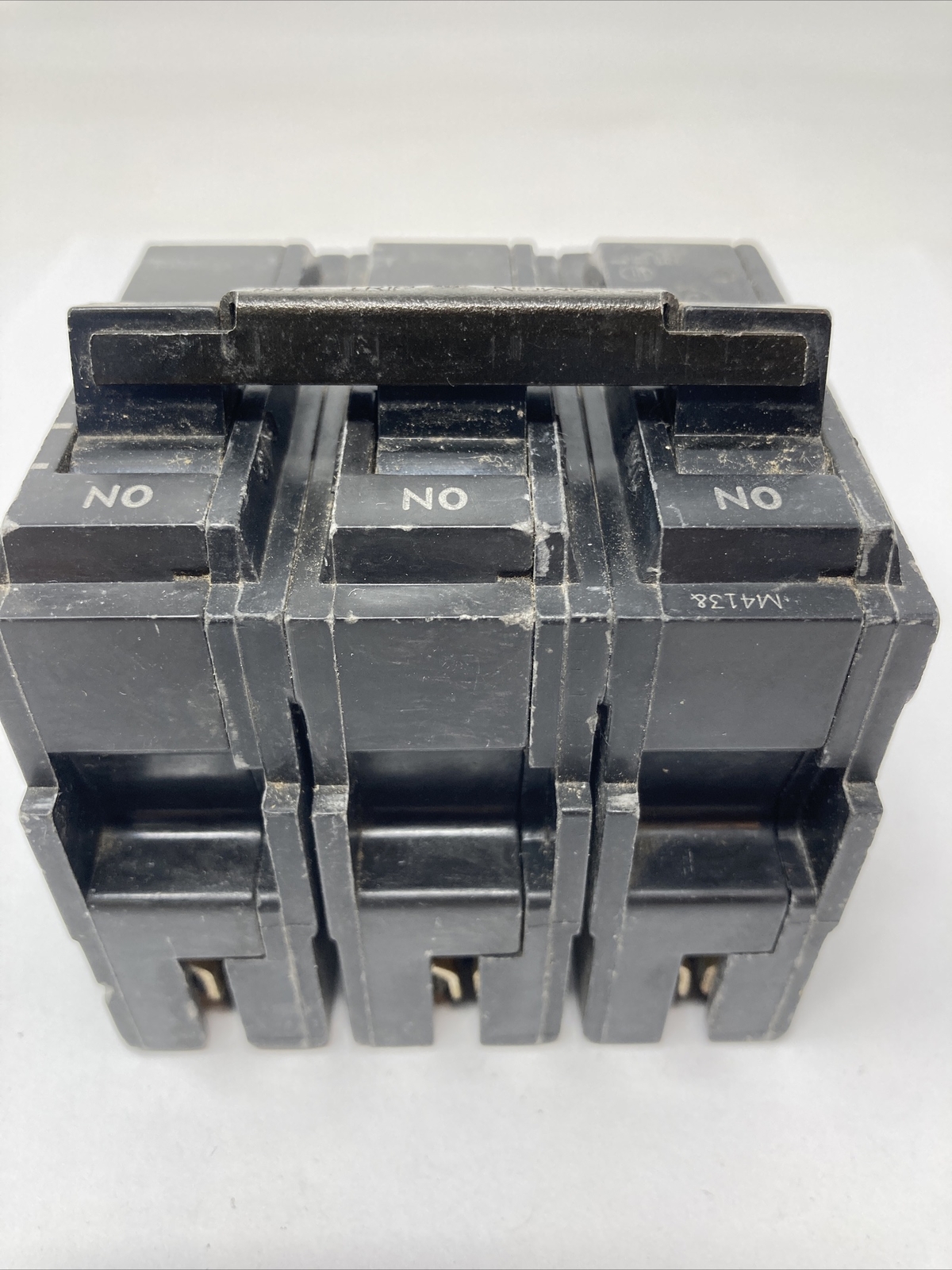 GE THQL32030 Circuit Breaker 30A 3P 240 Volt