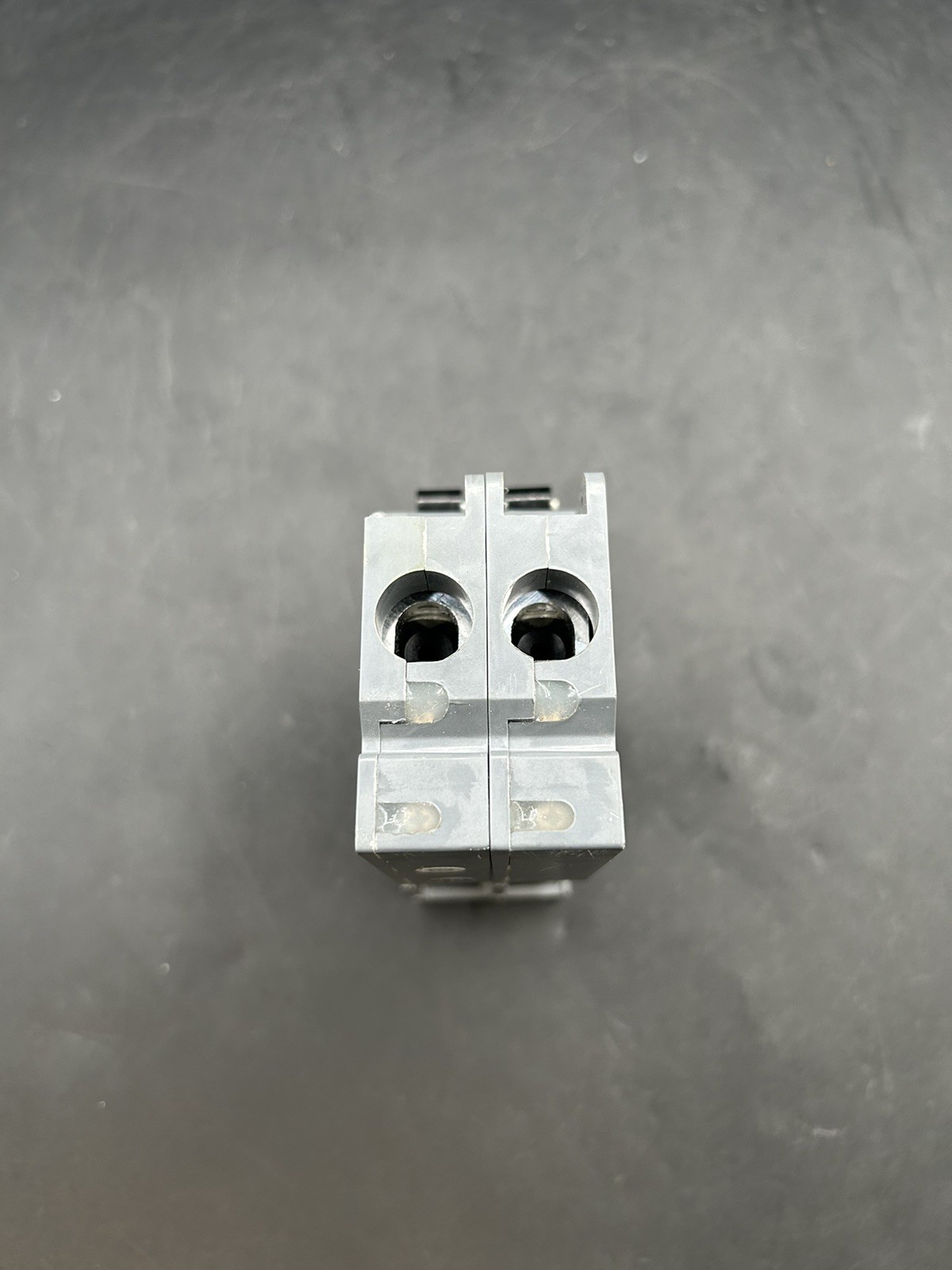 UBIZ21001 100 Amp Type UBI Z Circuit Breaker Double Pole Zinsco QCAL100 (READ!!)