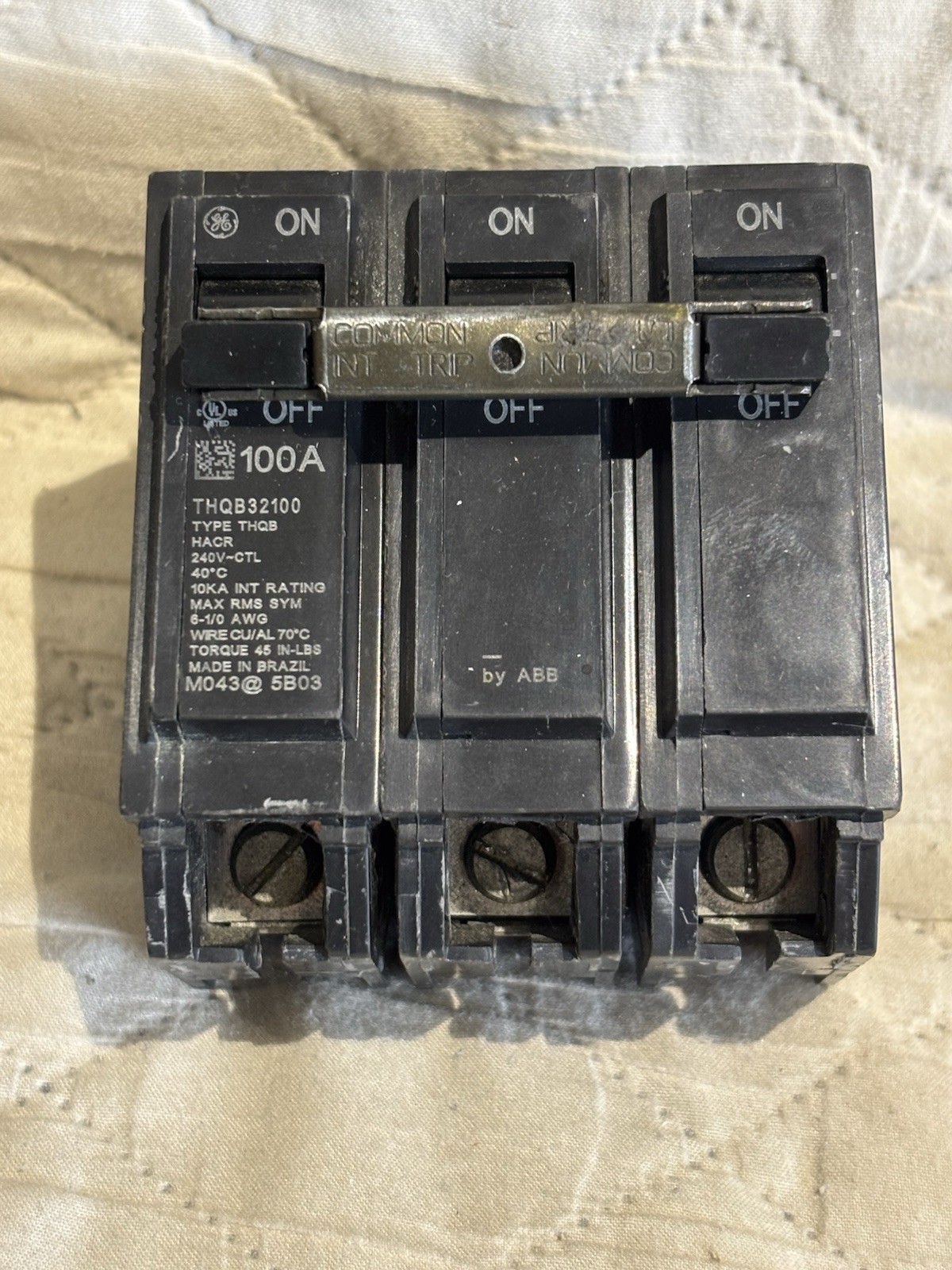 GE THQB32100 100A 3-Pole AC BOLT ON Circuit Breaker SHIPS FREE