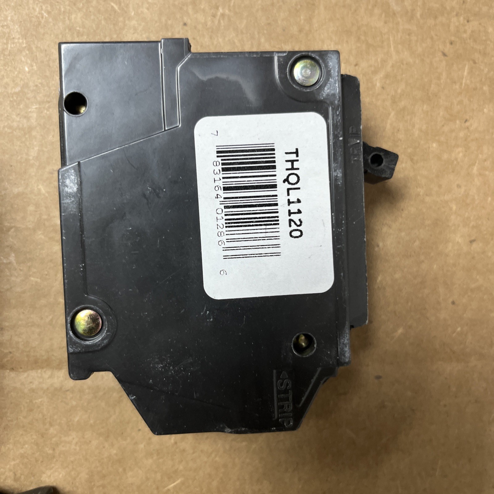 GE Q-Line 20 Amp 1 in. Single-Pole Circuit Breaker (10PK)