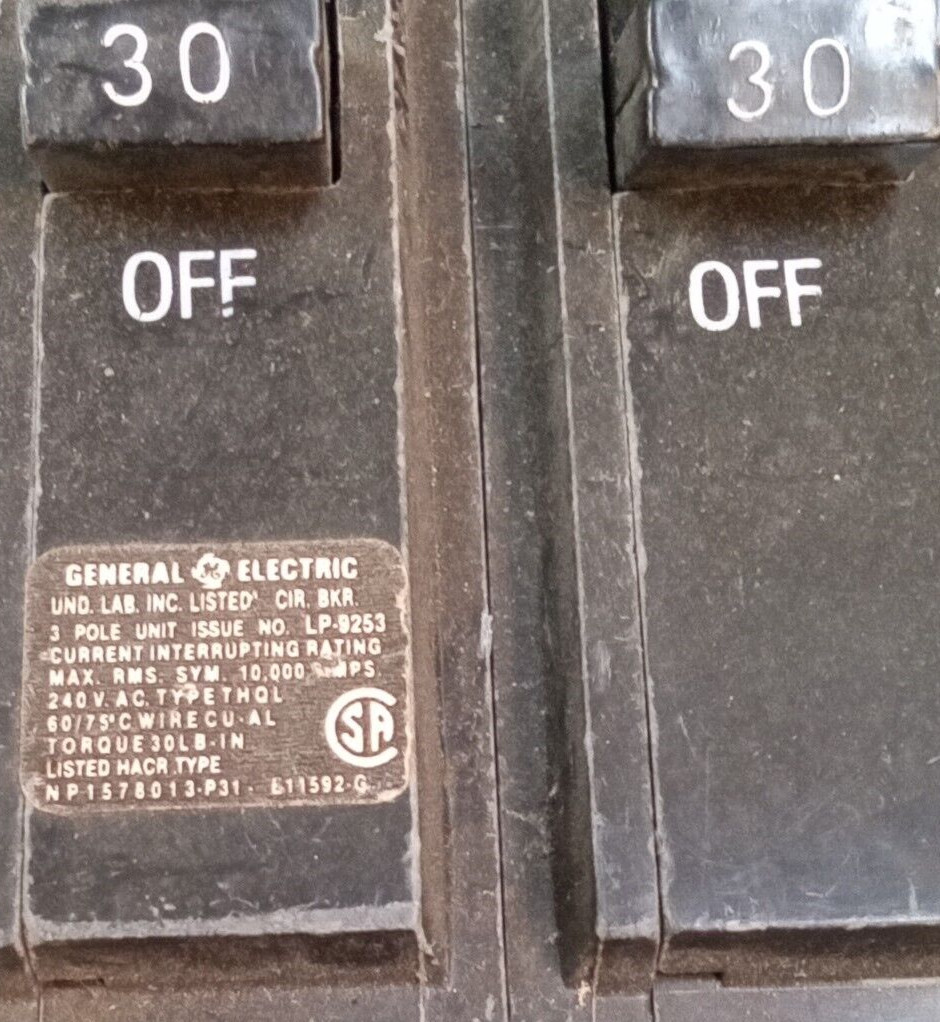 GE/BREAKER/ THQL32030/ 30A/ 3 P/THQL/ GROVE/MISS HAND& SCREW/USE(L167