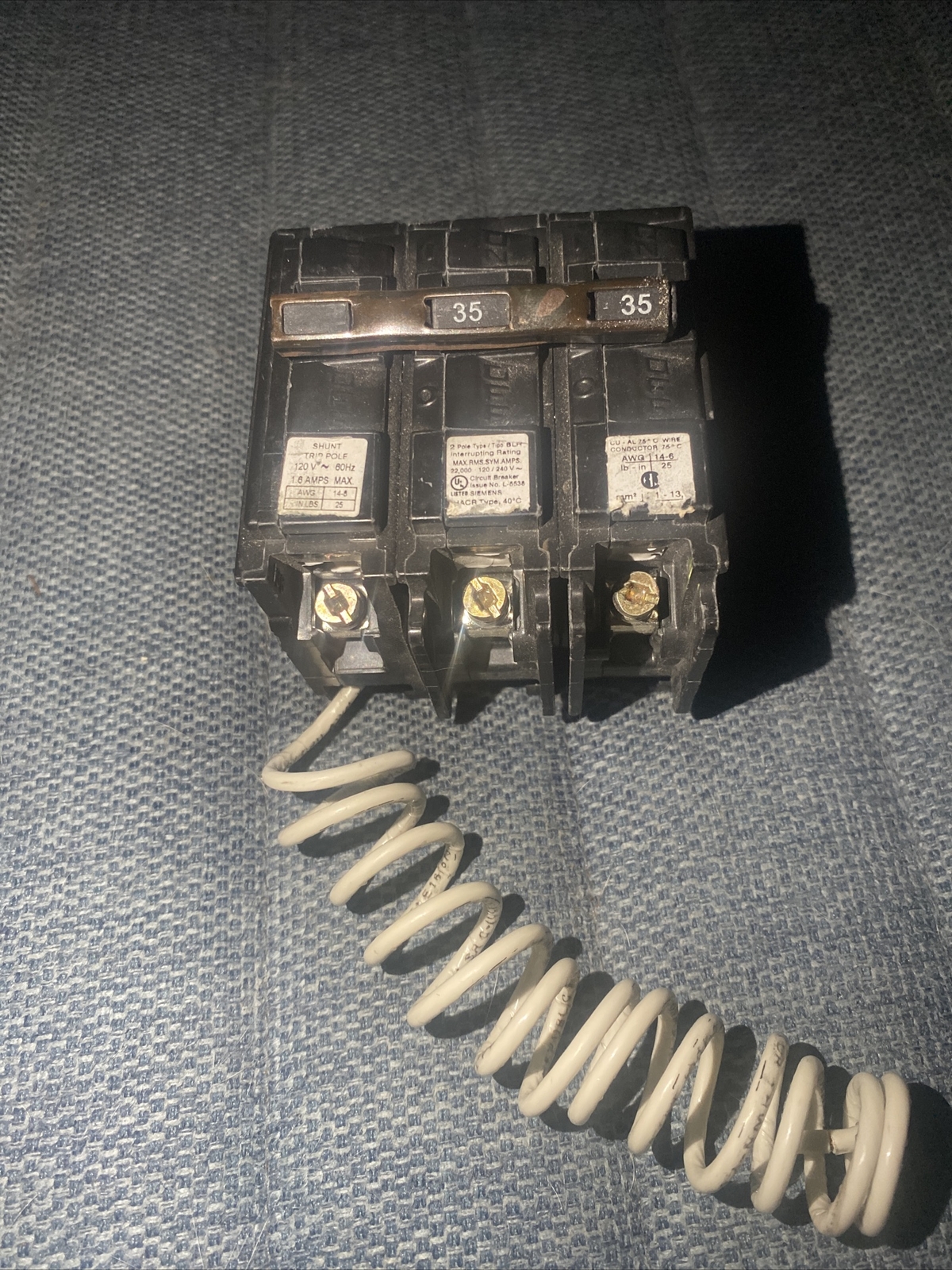 Siemens B235H00SQ1 2 Pole 35A 120/240V Circuit Breaker With Shunt Trip Type BLH