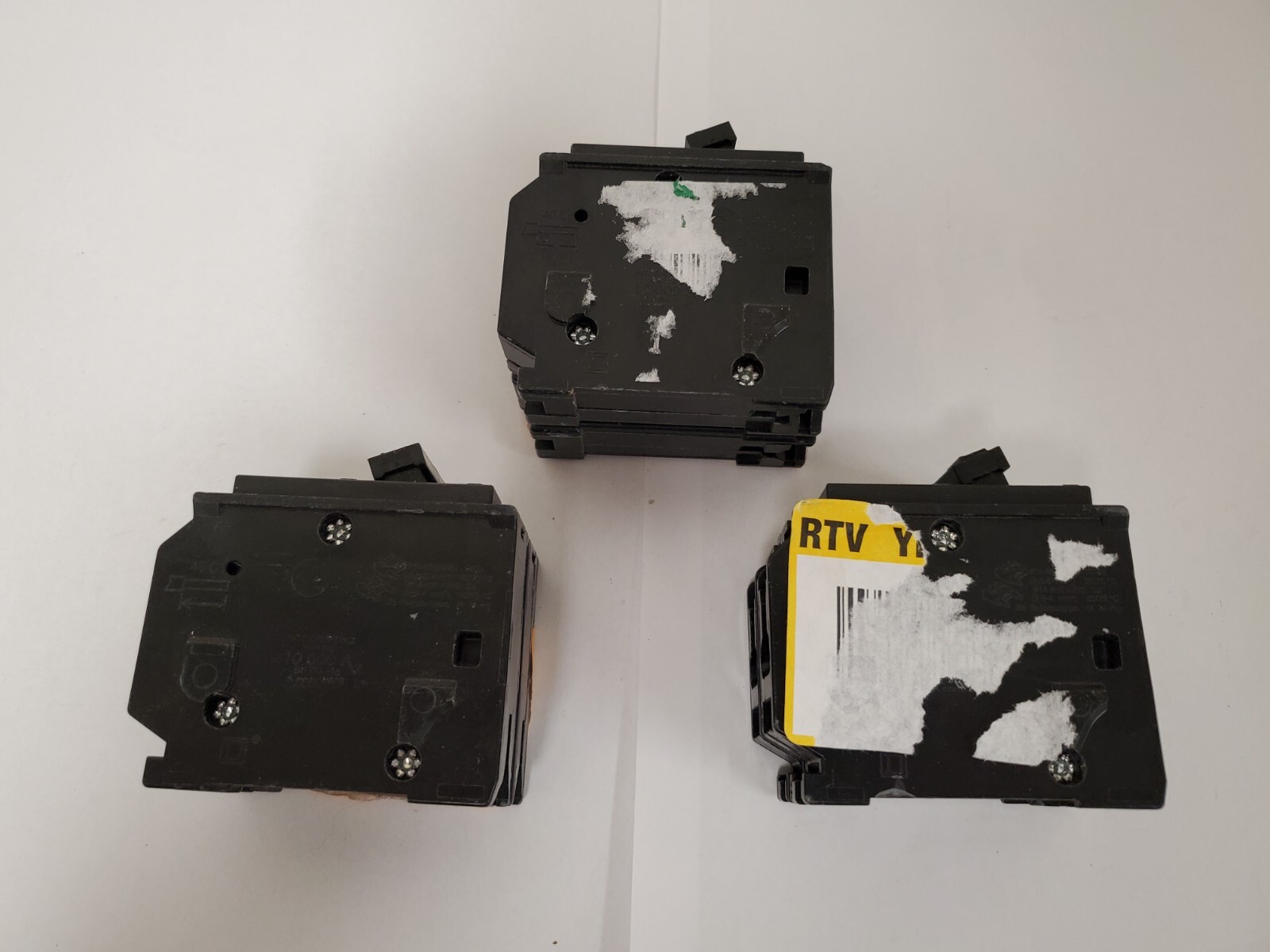 *Lot of 3* Square D Homeline 2-Pole Breakers – HOM215CP/HOM220CP/HOM230CP