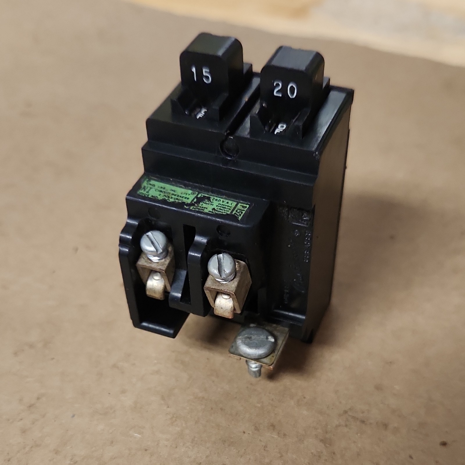 Pushmatic 15A/20A twin Circuit Breaker Black Analog Screw Terminal