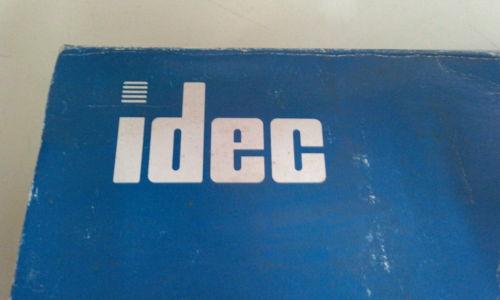 IDEC NR21 PLUG IN BASE FOR BREAKER. LOT OF 6