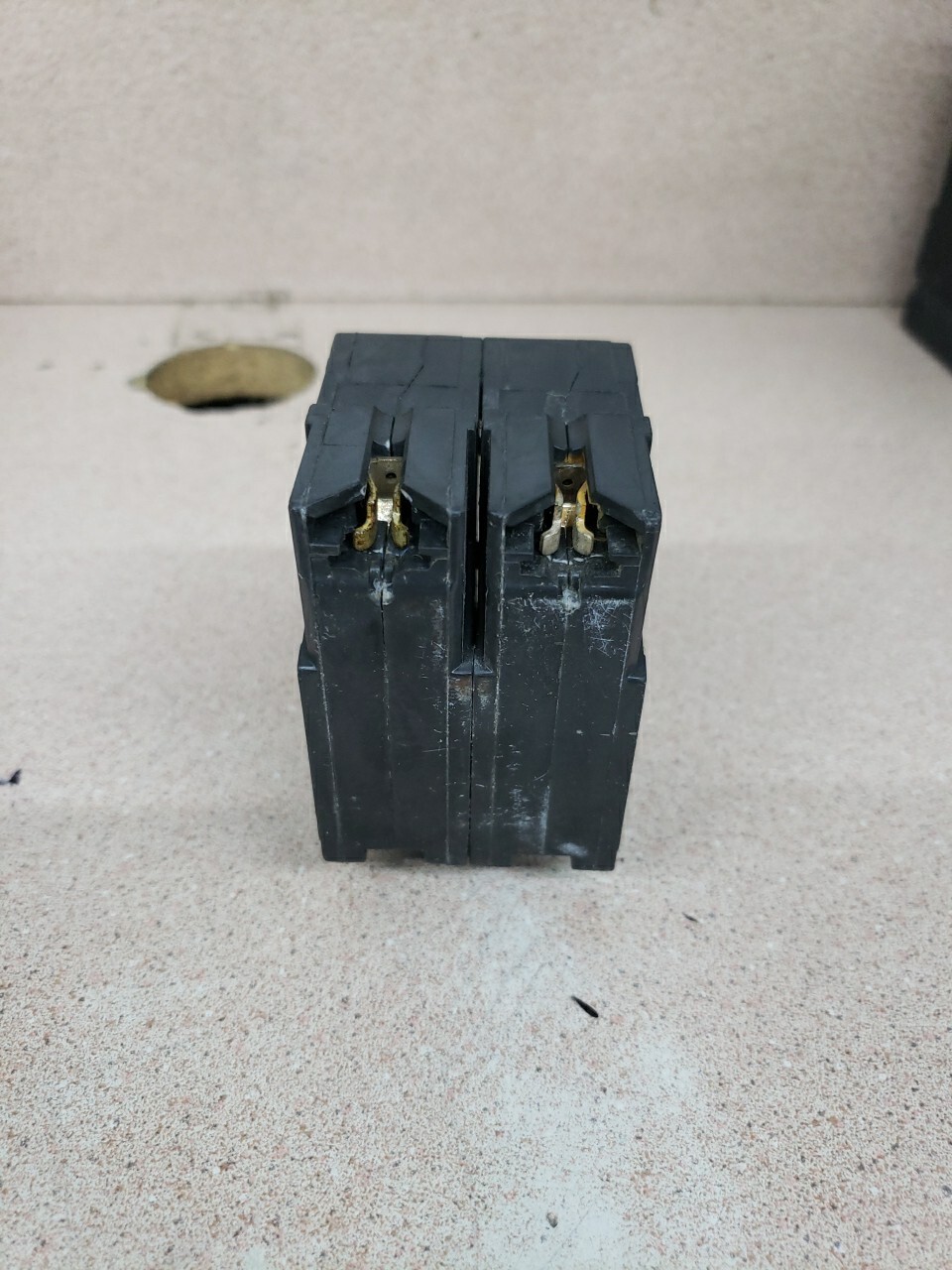 GENERAL ELECTRIC THQL2160 60 Amp 2 Pole Circuit Breaker no label