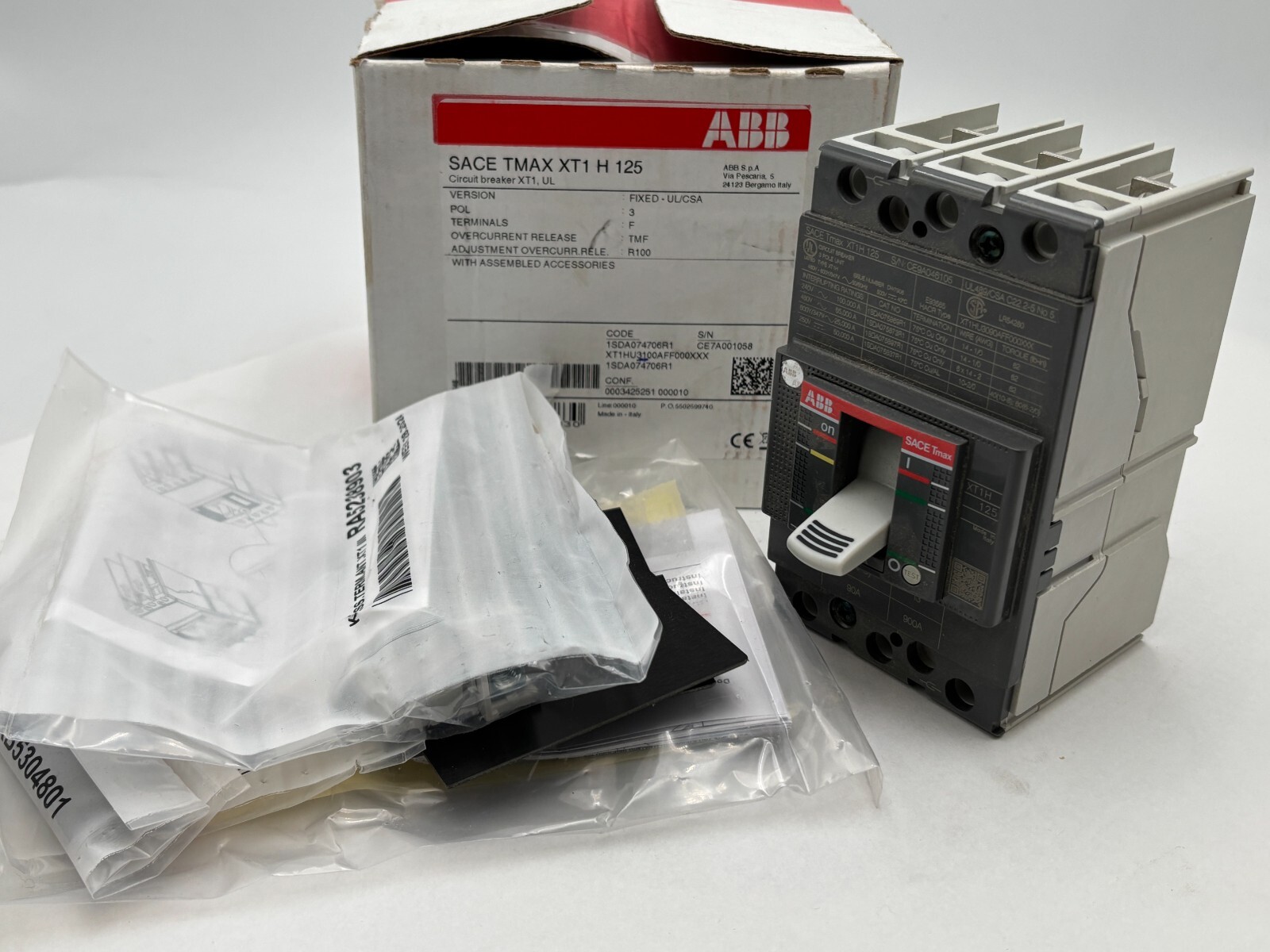 ABB SACE Tmax XT1H125 Bolt-On Circuit Breaker 90A 600VAC 3P 3PH Type XT1H 3 Pole