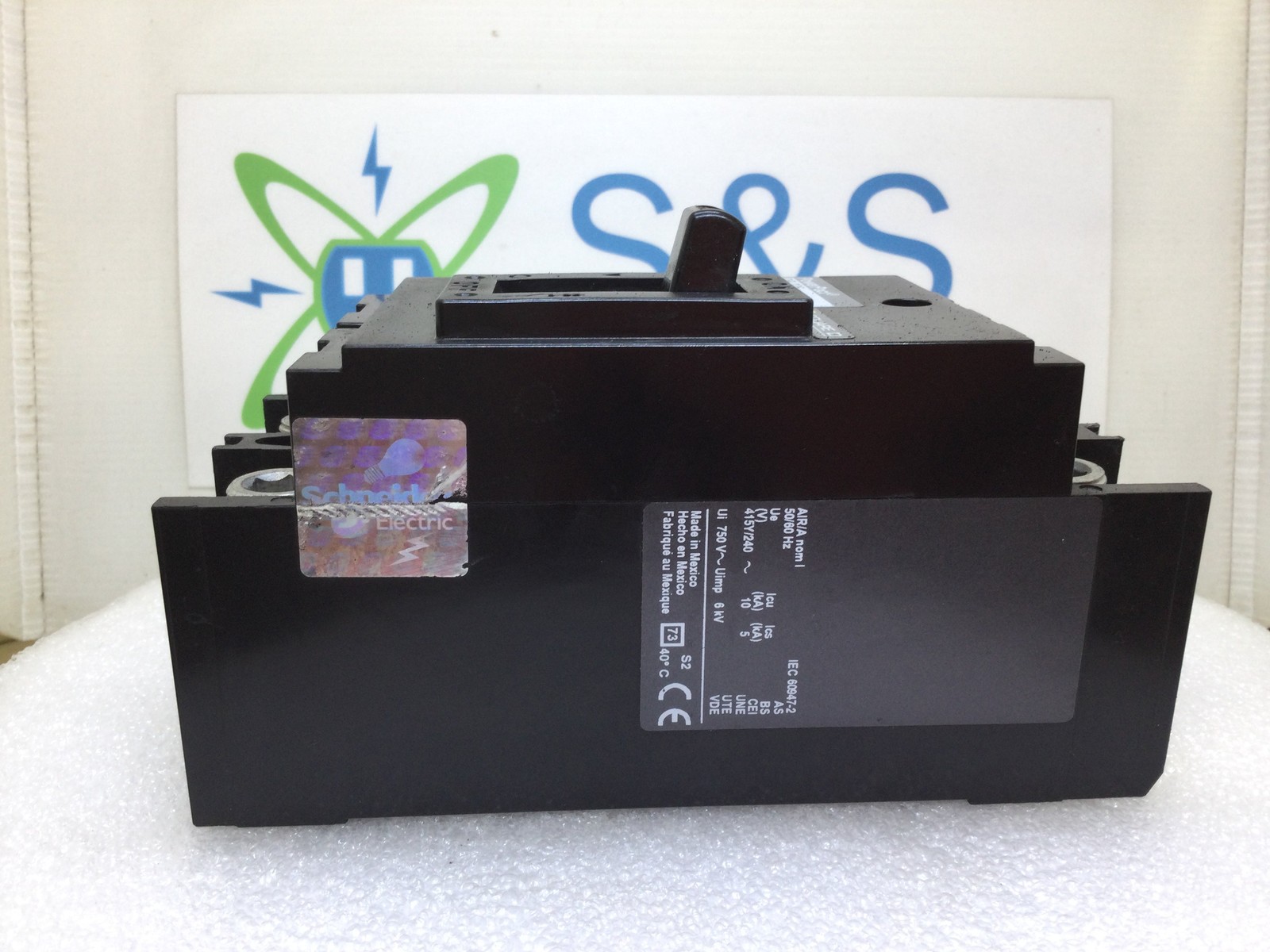 Square D QBL22225 225 Amp 2 Pole 240V PowerPact Circuit Breaker