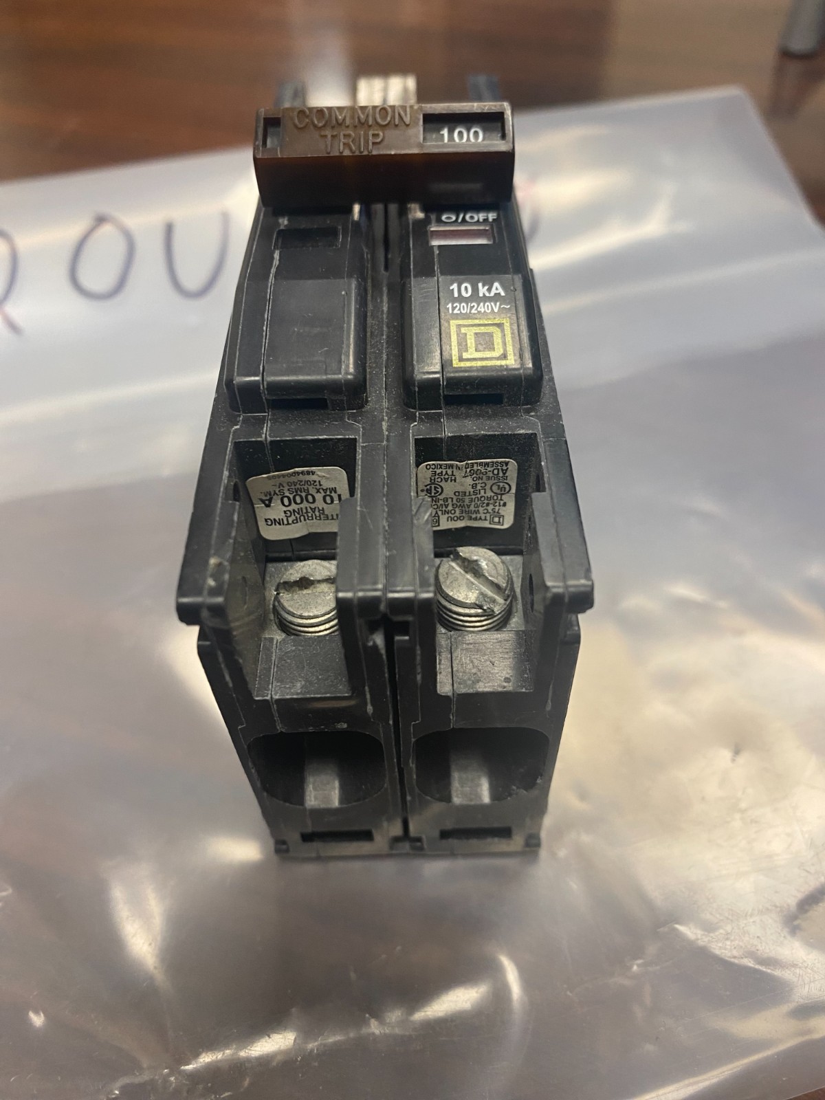 Square D QOU2100 2 Pole 100A Circuit Breaker Schneider Electric