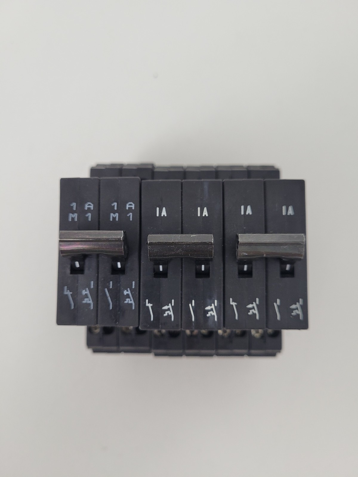 Lot of 3- TMC-2-M1-120-1A Phoenix Contact 1 Amp Circuit Breaker- Next Day Option