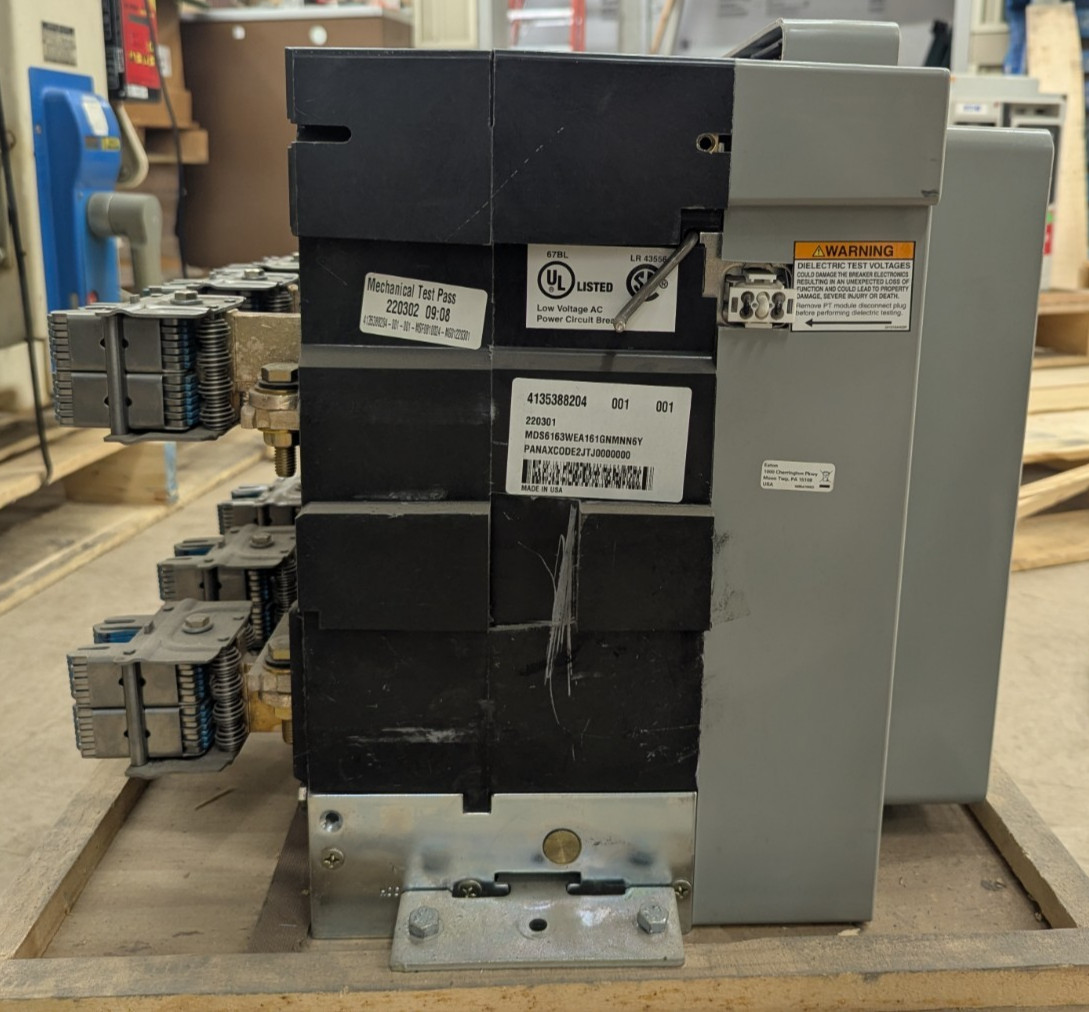 EATON CUTLER-HAMMER MAGNUM DS MDS6163WEA 1600AMP LOW VOLTAGE AC CIRCUIT BREAKER