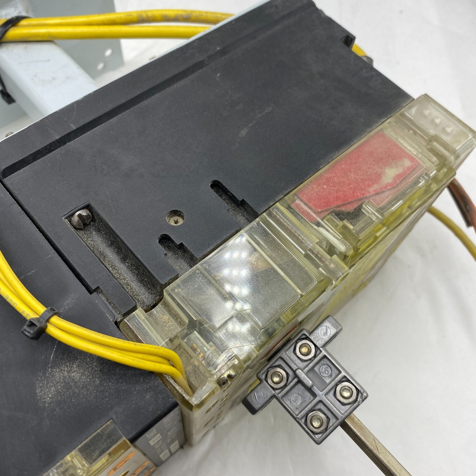 KLOCKNER MOELLER NZM 6 b-63 CIRCUIT BREAKER 3-POLE NZM6B-63 600VAC 60HP