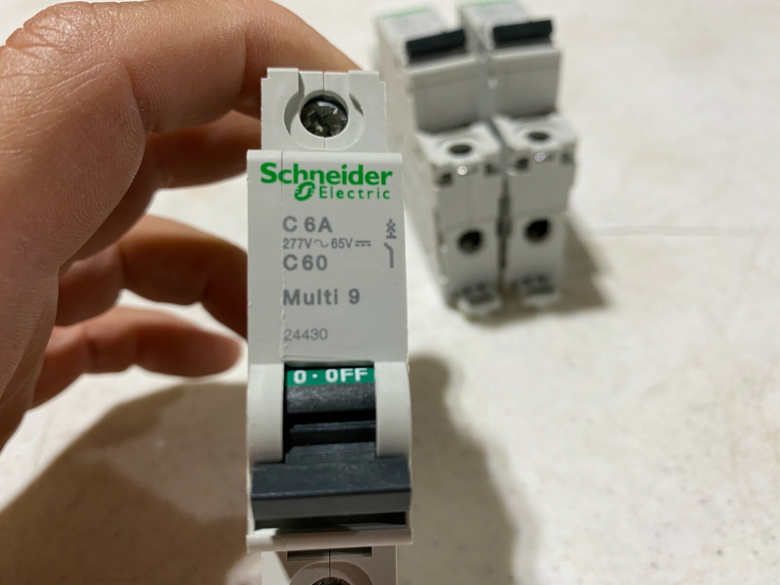 1x Schneider Electric C60 Multi 9 Circuit Breaker 6A 277V-65V 1-Pole NOS