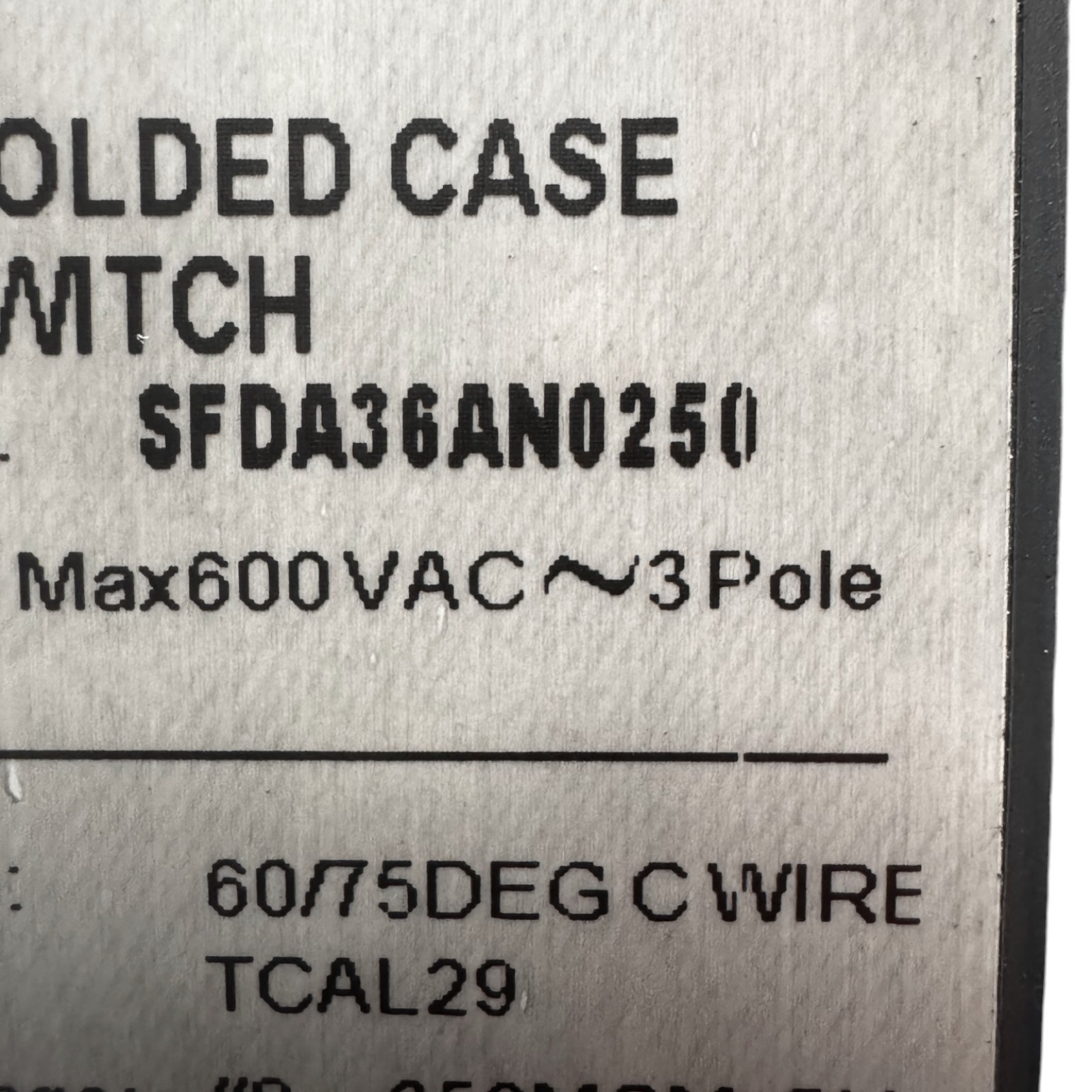 GE SPECTRA SFDA36AN0250 250A 3 POLE 600V MOLDED CASE SWITCH BREAKER SF250