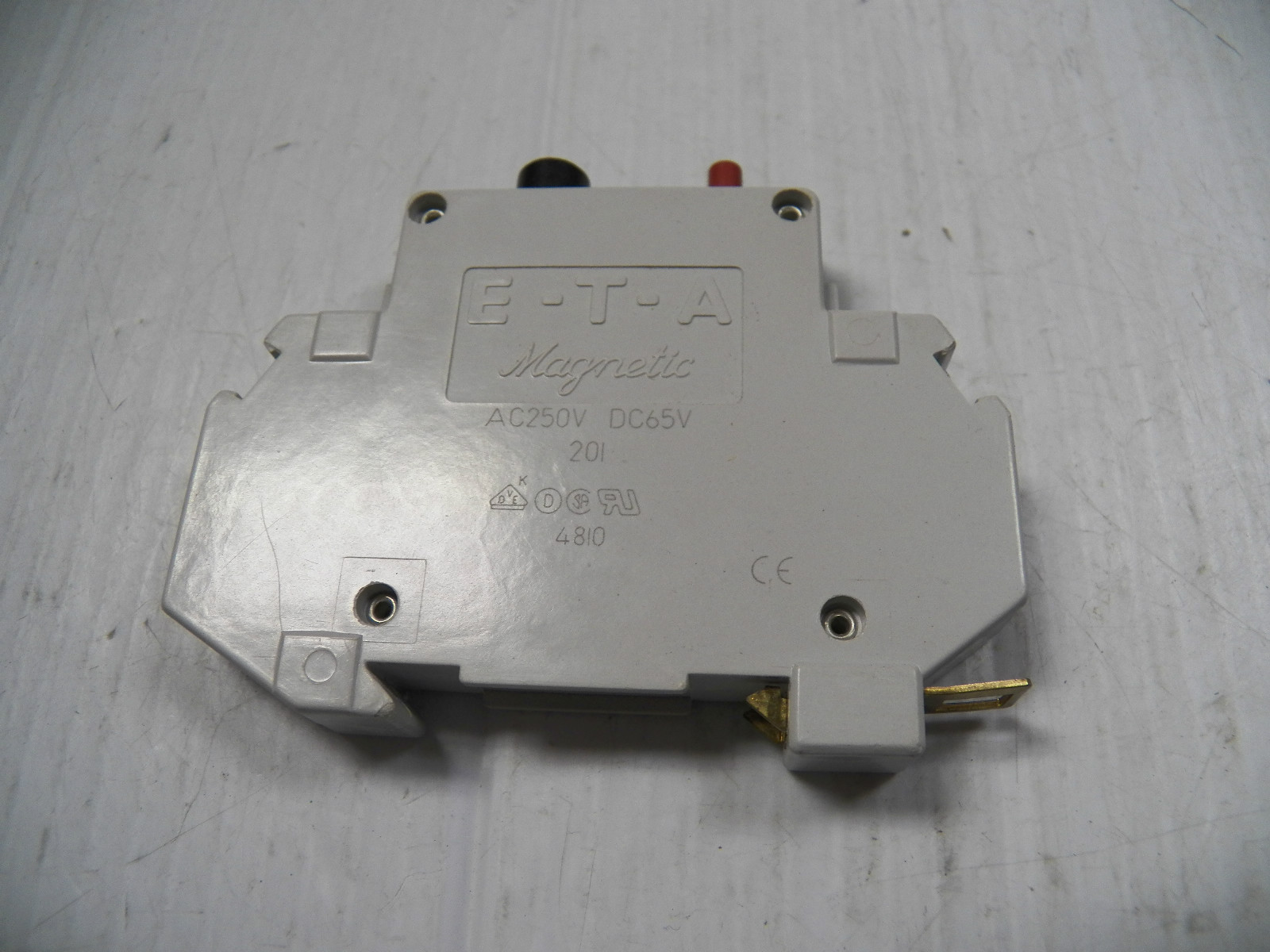 ETA CIRCUIT BREAKER AC250V DC65V 201