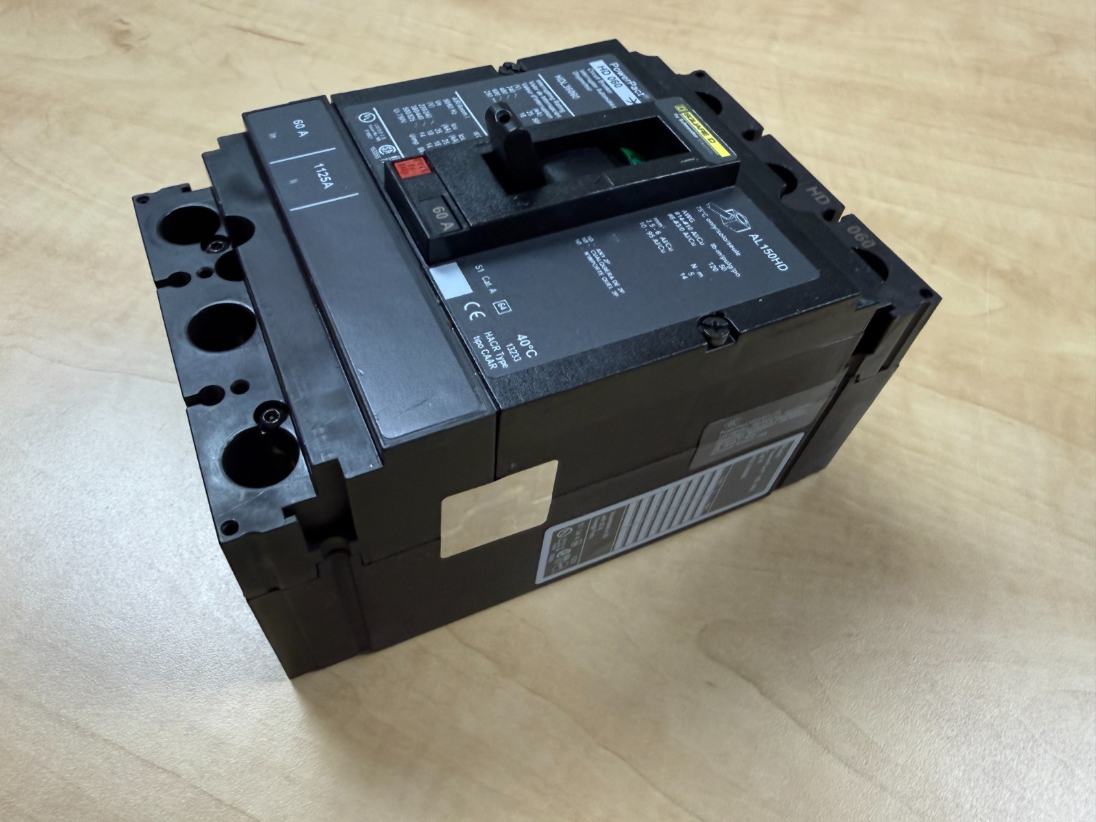 Square D, PowerPact HD 60. Cat: HDL36060 Circuit Breaker 60A, 3 pole