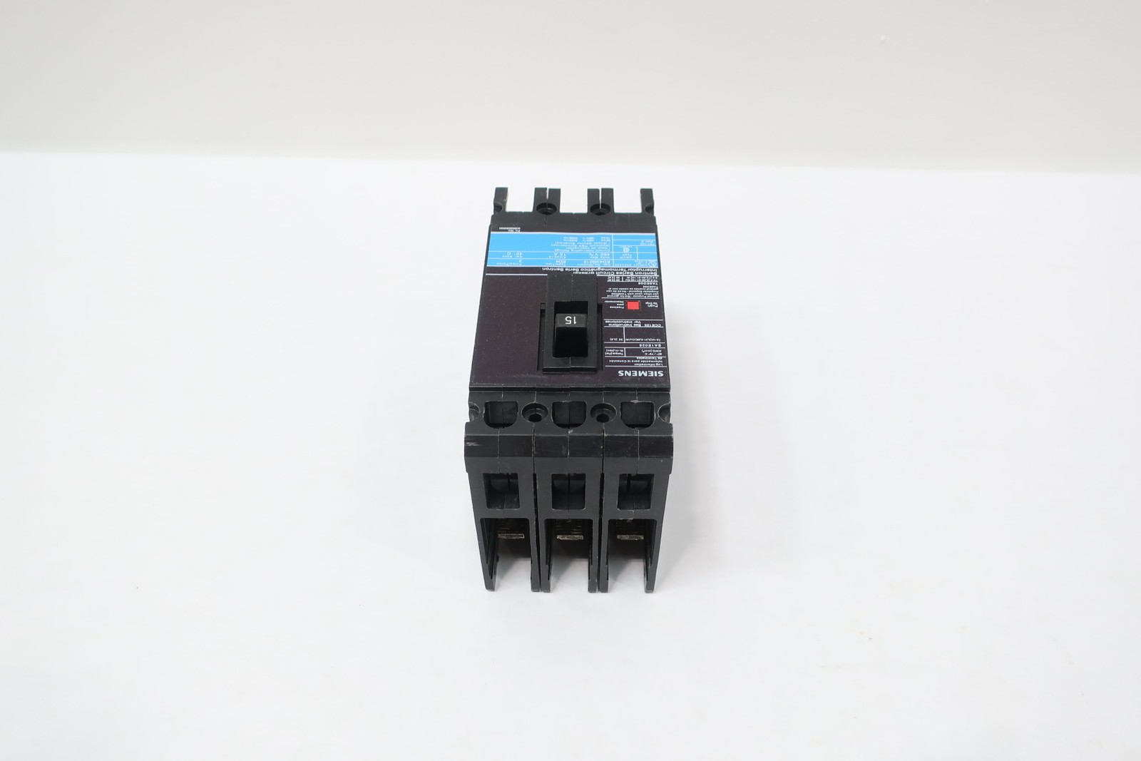 Siemens ED43B015 Molded Case Circuit Breaker 3p 15a 480v-ac