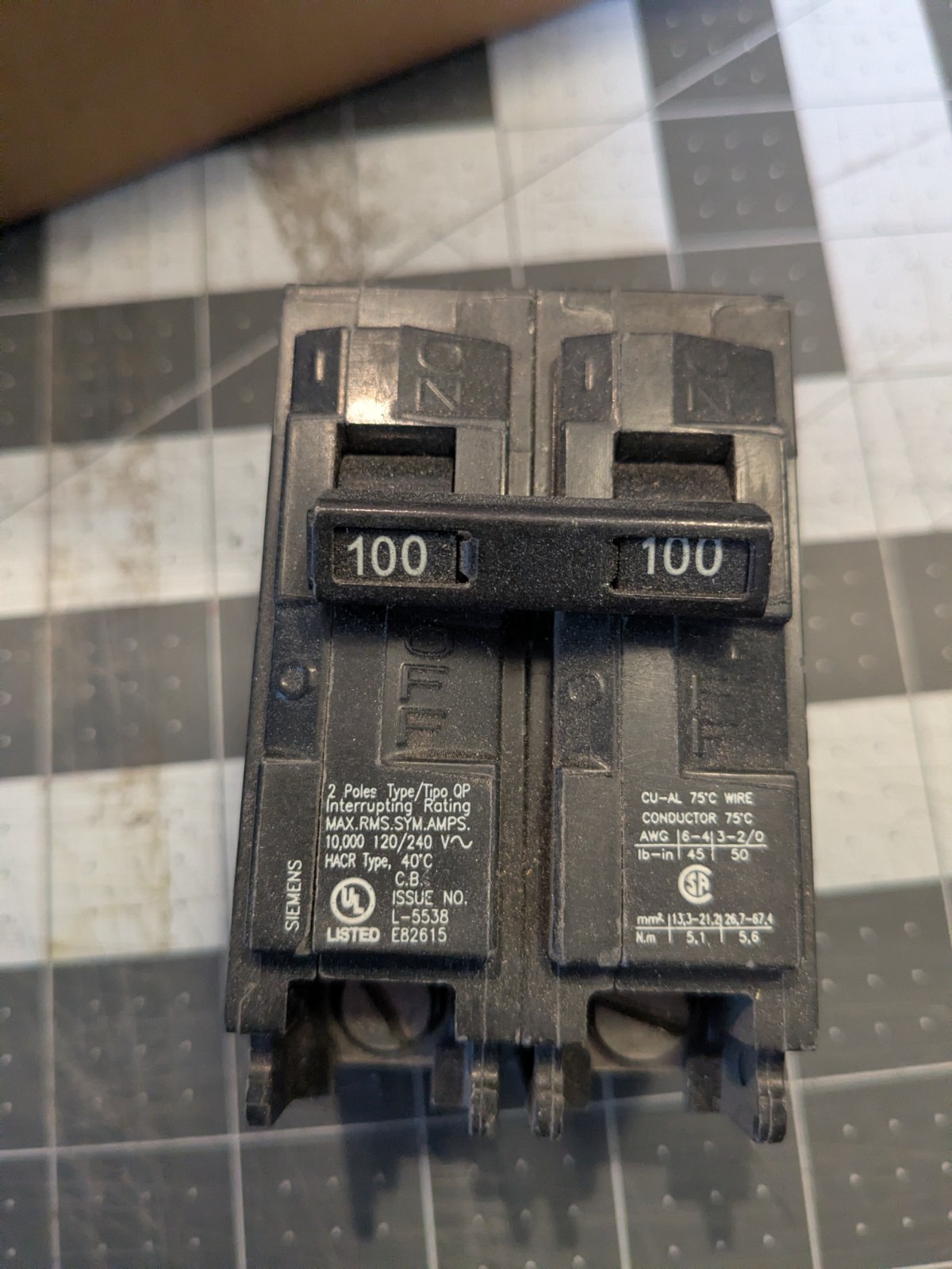 Square D HOM2100 100 A Miniature Circuit Breaker