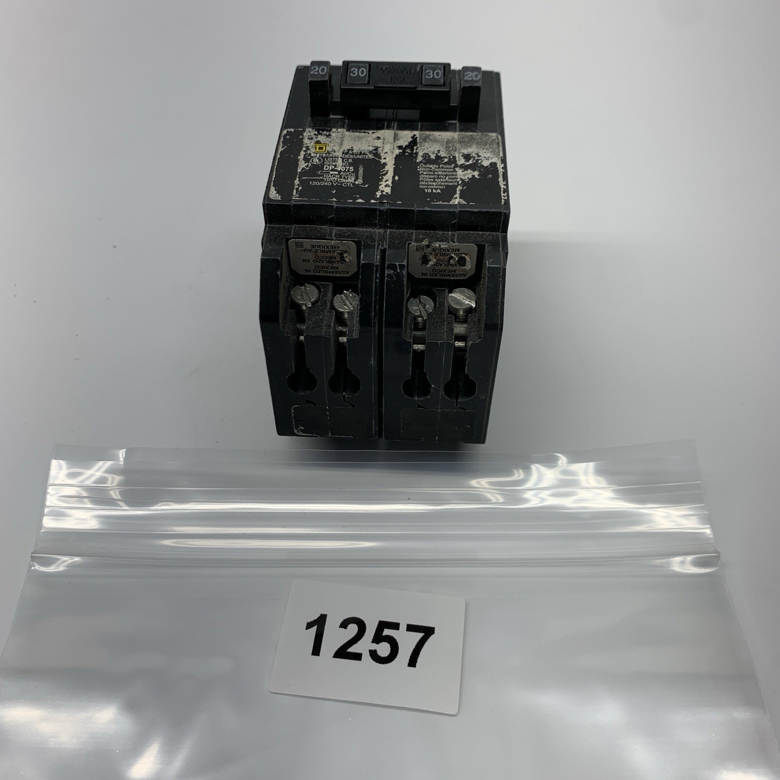 Homeline 2-20 Amp Single-Pole 1-30 Amp 2-Pole Quad Tandem Circuit Breaker