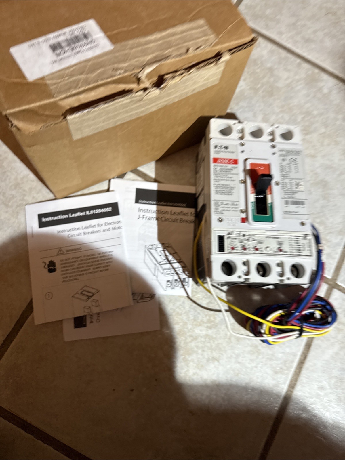 Eaton Generac J250E-C 0H9318EHCN Breaker JT316032 Trip JGE3250NNWC Used in Box