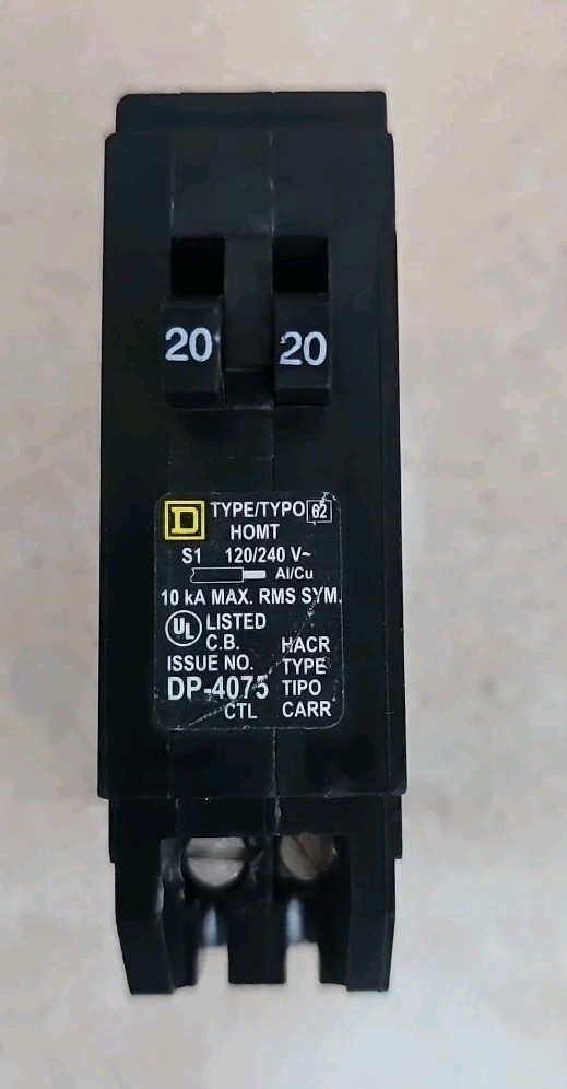 SQUARE D HOMT2020 Tandem Single Pole 20 Amp Breaker Chipped