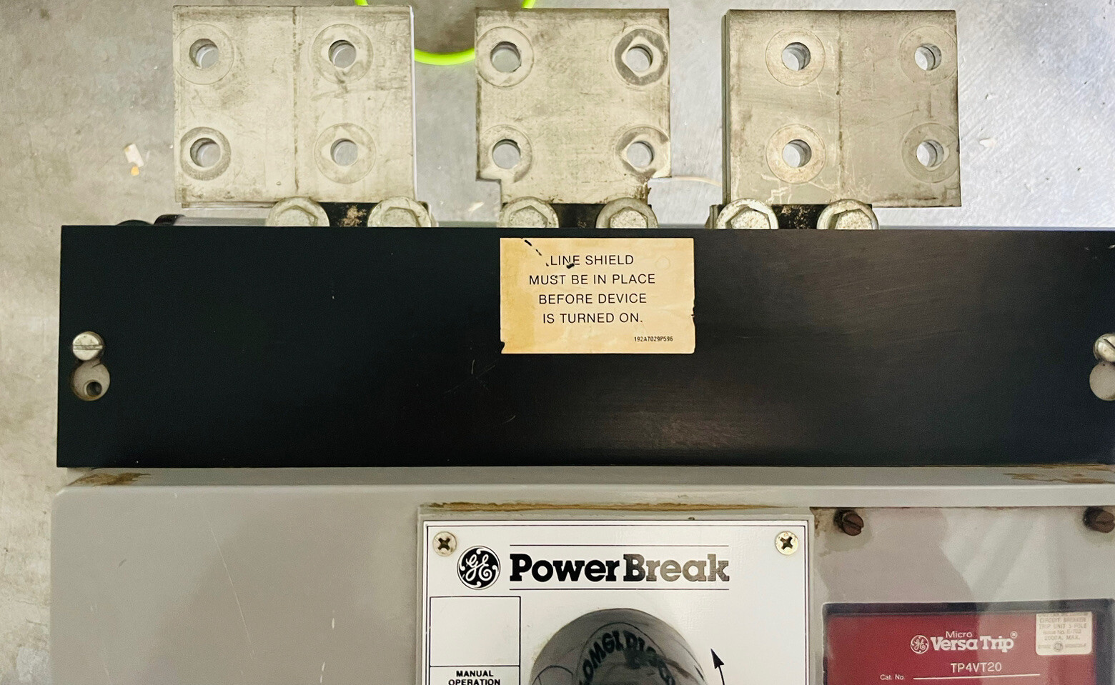 GE TPVF6620 2000A POWER BREAK CIRCUIT BREAKER, 0382A