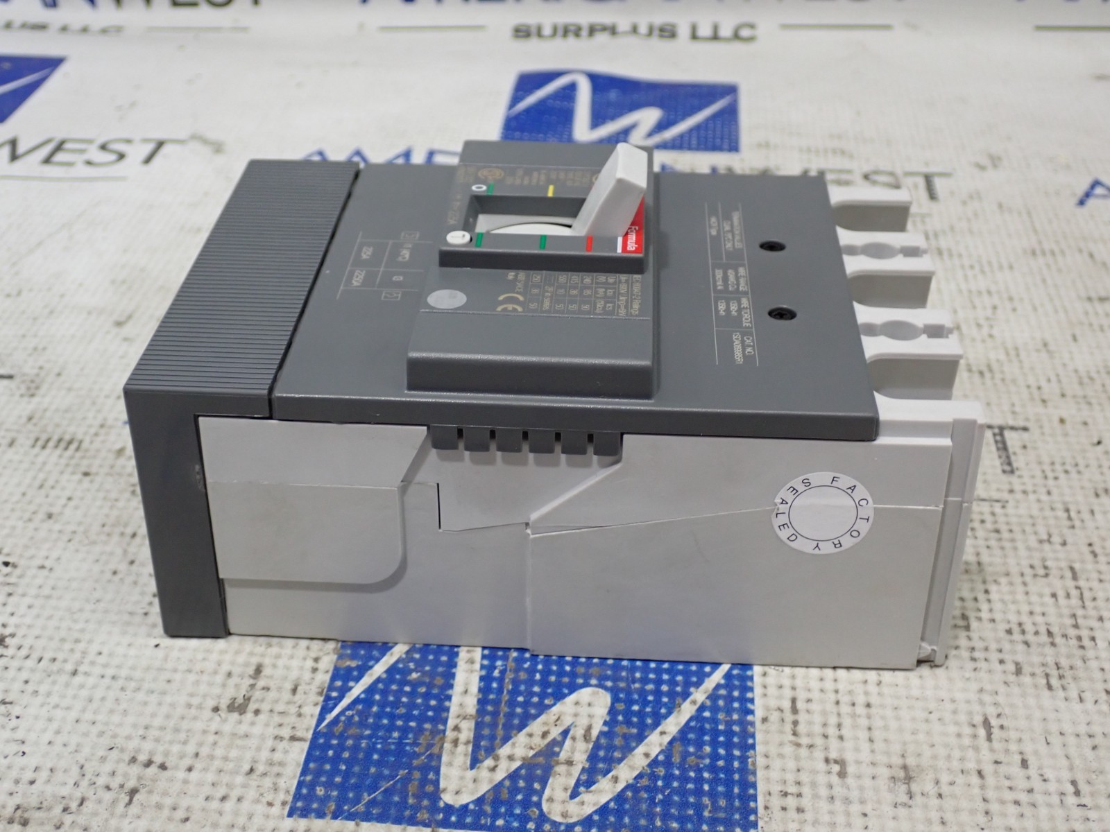New ABB A2N225 1SDA069985R1 3P TMF 225 amp 25kA 240v Sace Formula Breaker