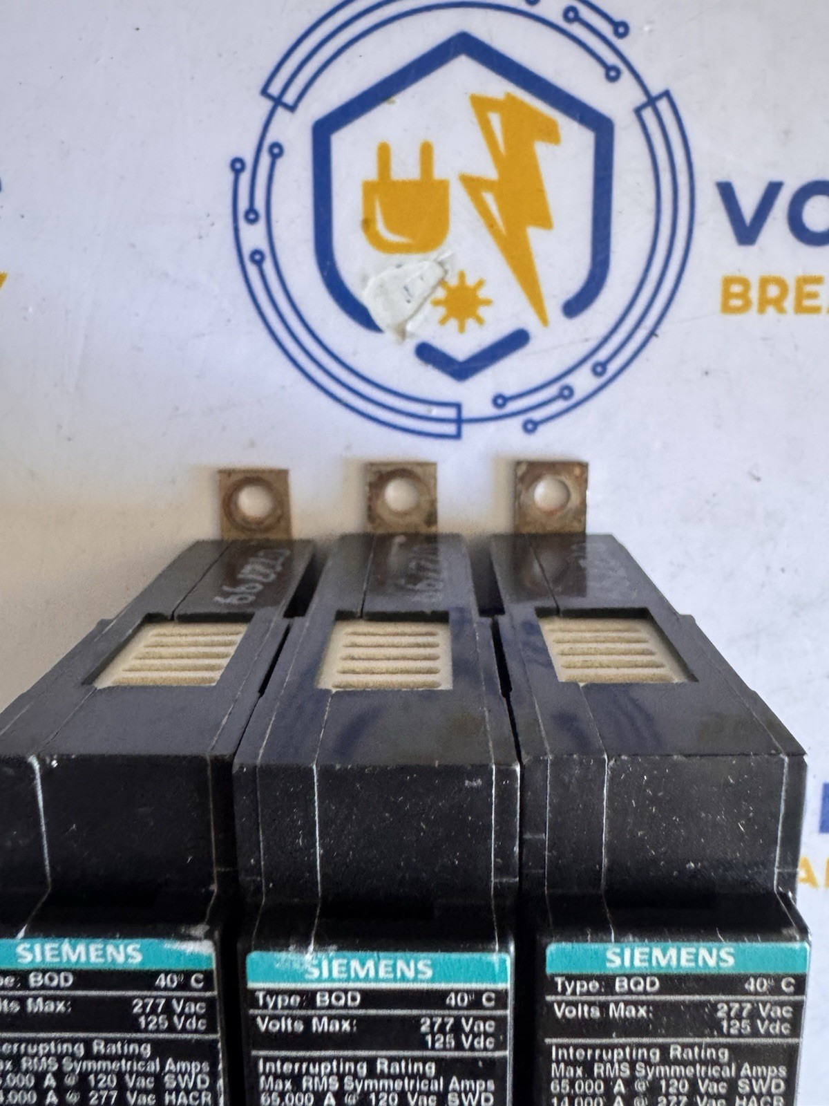 (Lot of 3) Siemens BQD120 20A 277V 1P 65kA Bolt-on Circuit Breaker