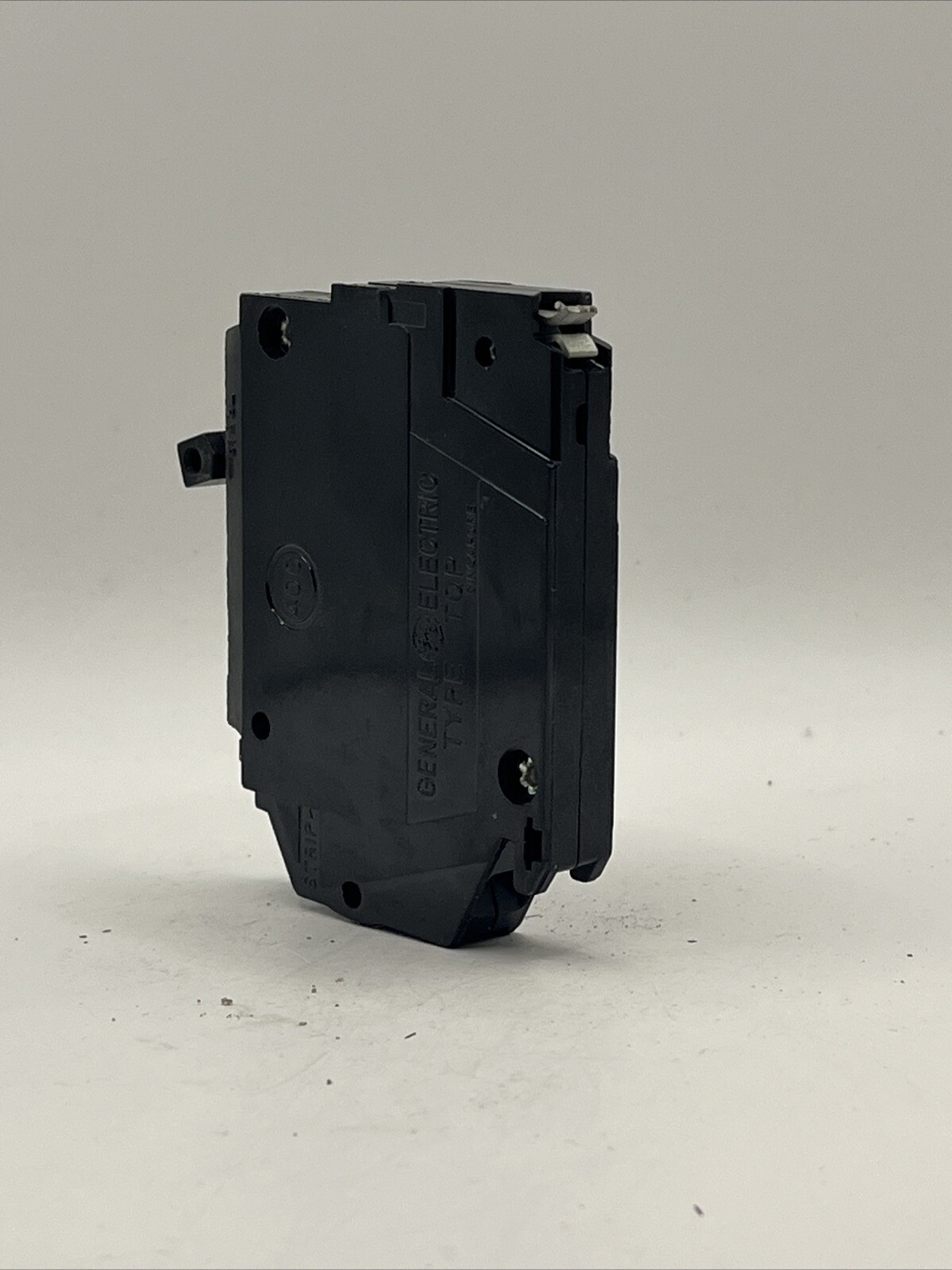 General Electric THQP120 20A Circuit Breaker – Black