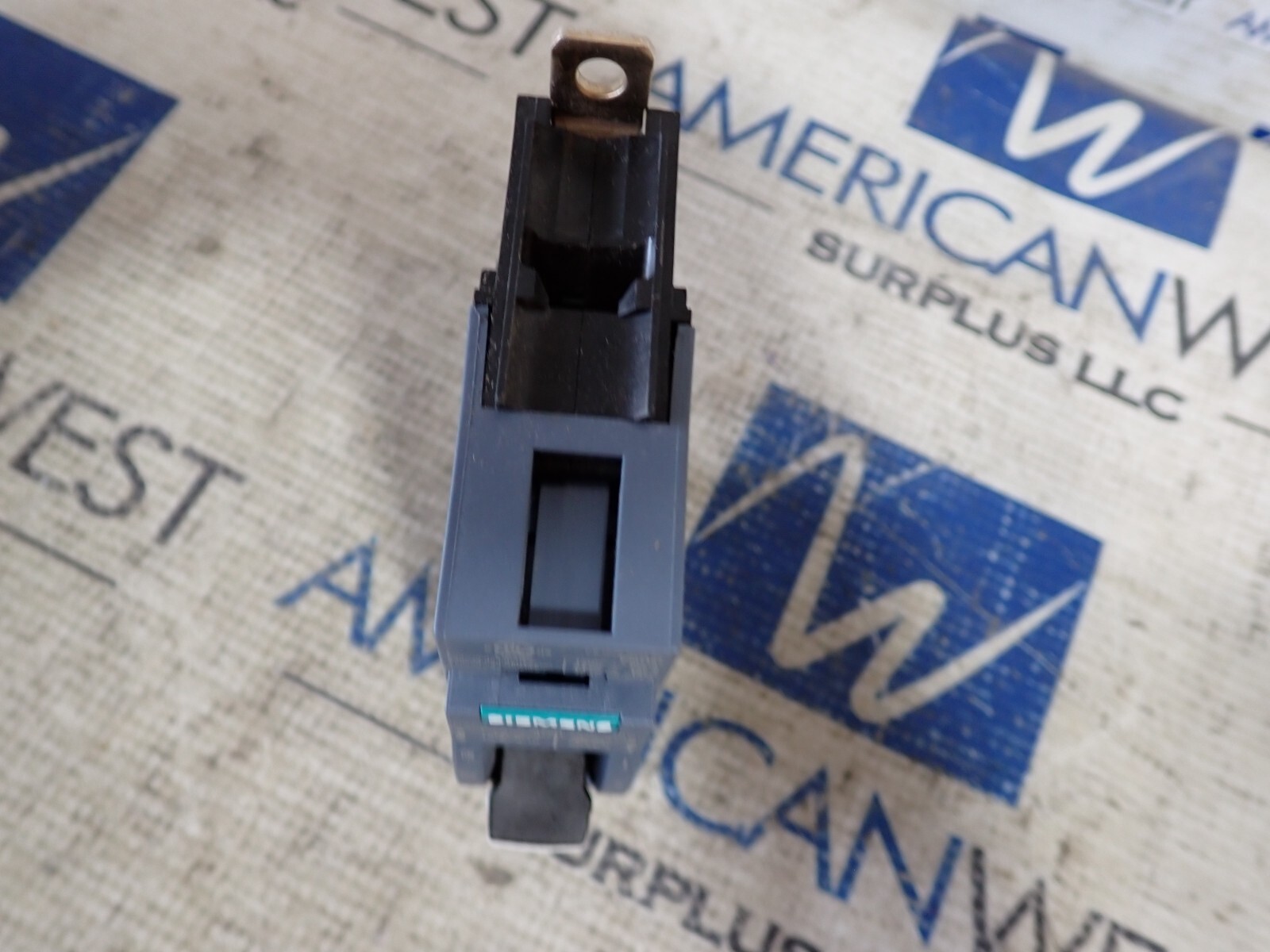 New in box Siemens 3VA4120-5ED14-0AA0 20 amp 1p 347v 3VA4