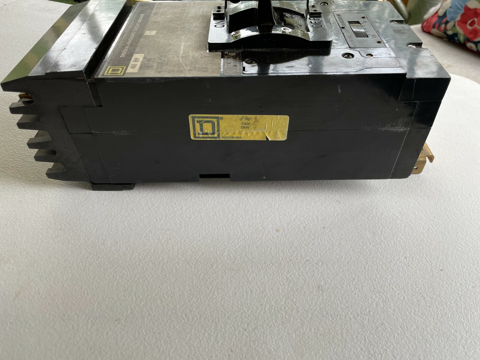 Thermal Magnetic Circuit Breaker- LH36400 Series 4