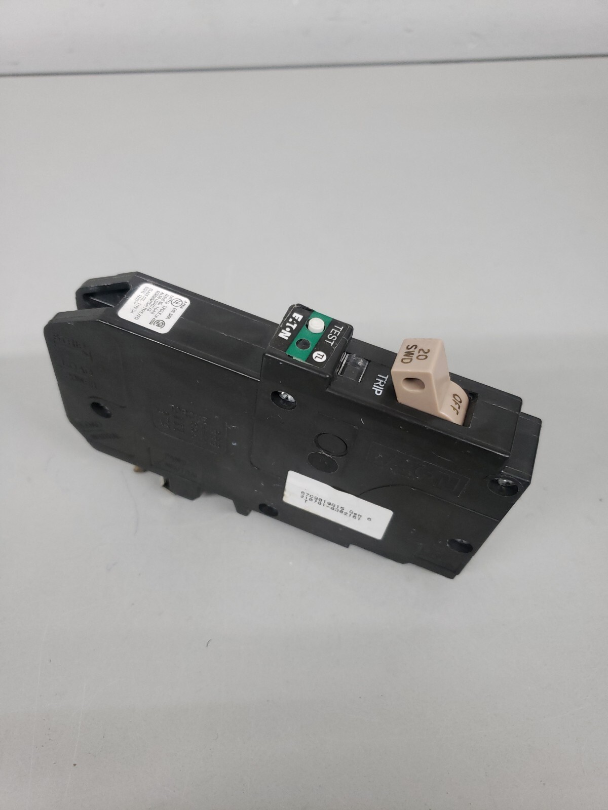 Eaton CHFP120AF Plug-In Mount Type CH Circuit Breaker 20amp