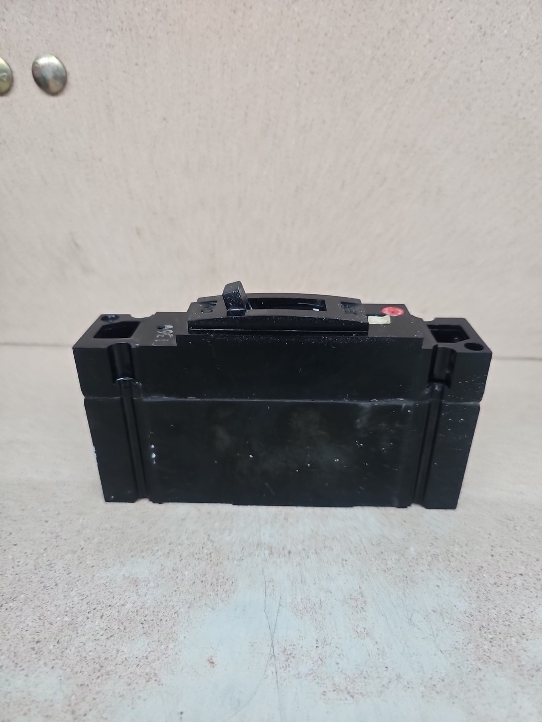 GE TED113020 Circuit Breaker, 20A, 1P, 277V