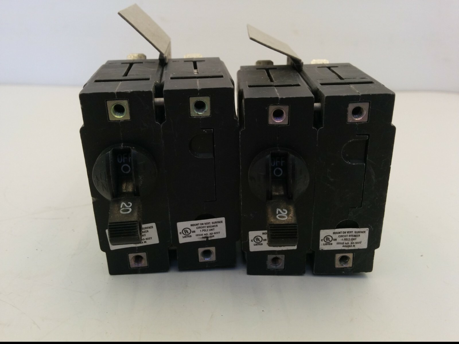 AIRPAX LEG11-33895-2-V CIRCUIT BREAKER, 25 AMPS, 120/240V 50/60Hz, LOT OF 2, NNB