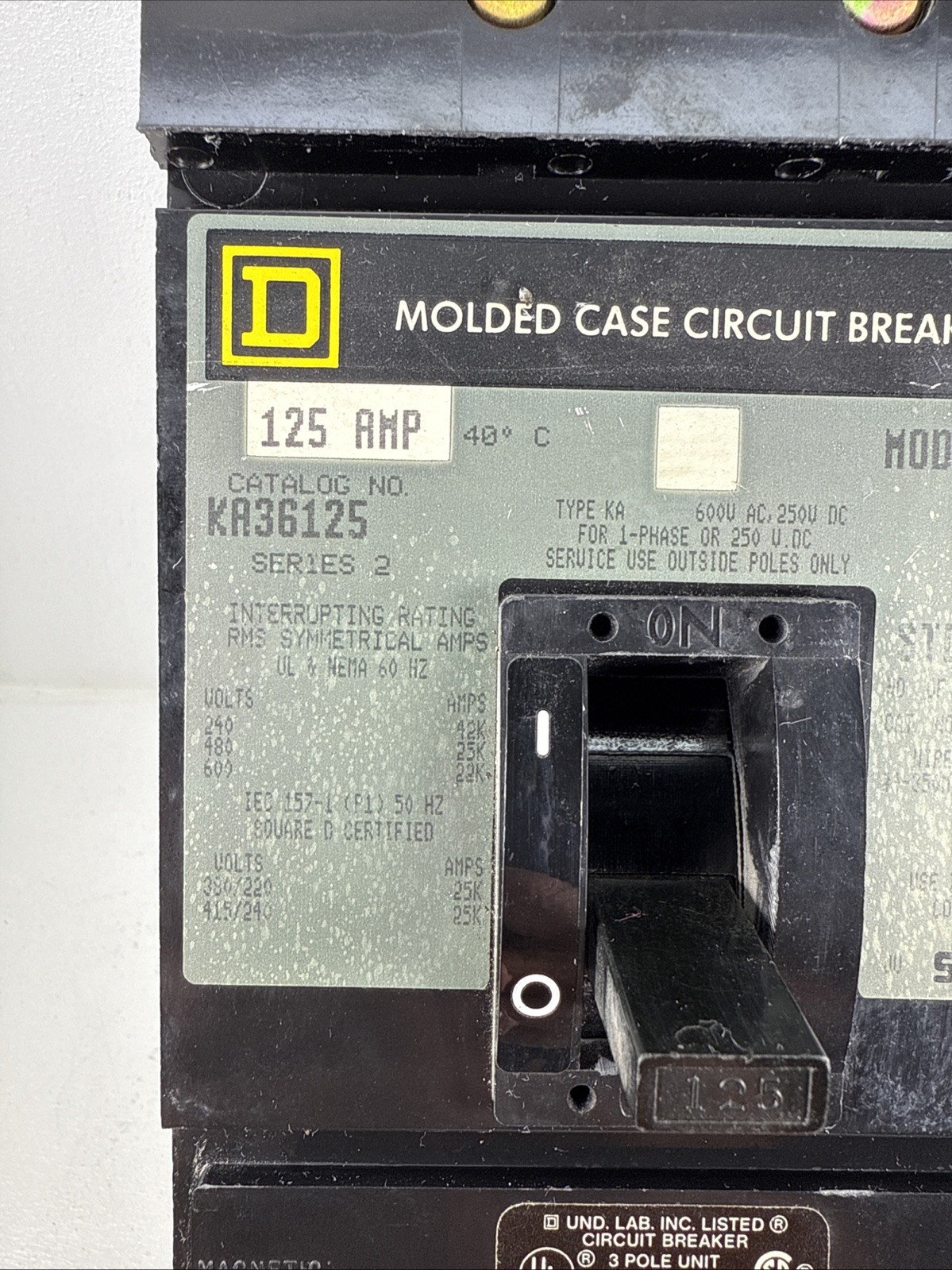 Square D KA36125 molded case circuit breaker. 600V AC and 250V DC