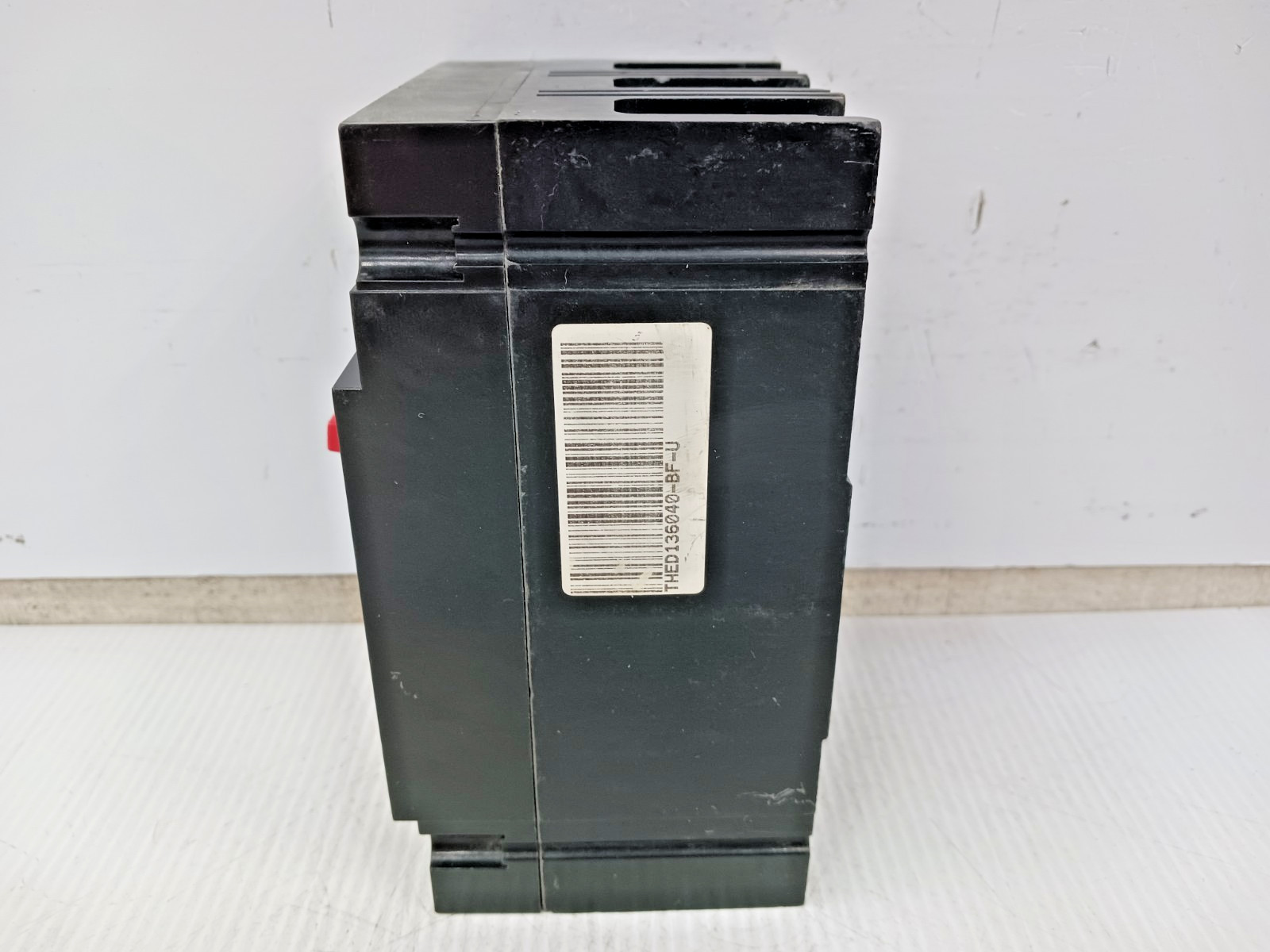GE General Electric 40 Amp Circuit Breaker 3 Pole 600 VAC 25kA THED136040