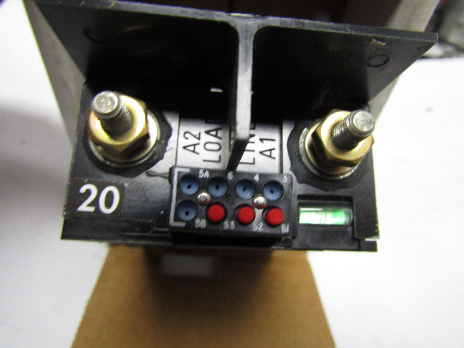 ✌️NEW EATON 20 AMPS CIRCUIT BREAKER REMOTE CONTROL 28 VDC 115 VAC SM600BA 20N12