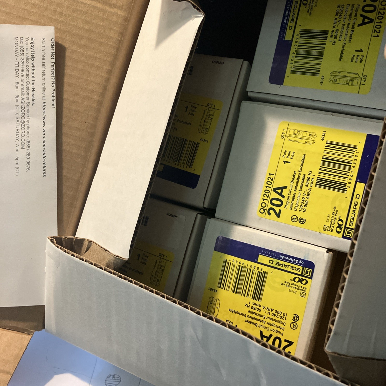 Square D QO1201021 Miniature Circuit Breaker 20A 1 Pole 120/240 VAC NEW IN BOX