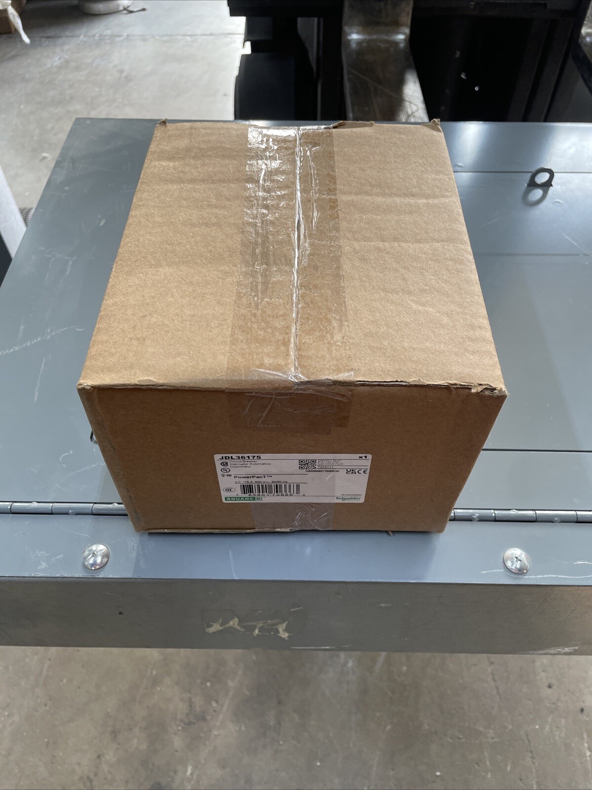 1) New! Square D JDL36175 Circuit Breaker,175A,3P,600VAC,JD 1MAZ6